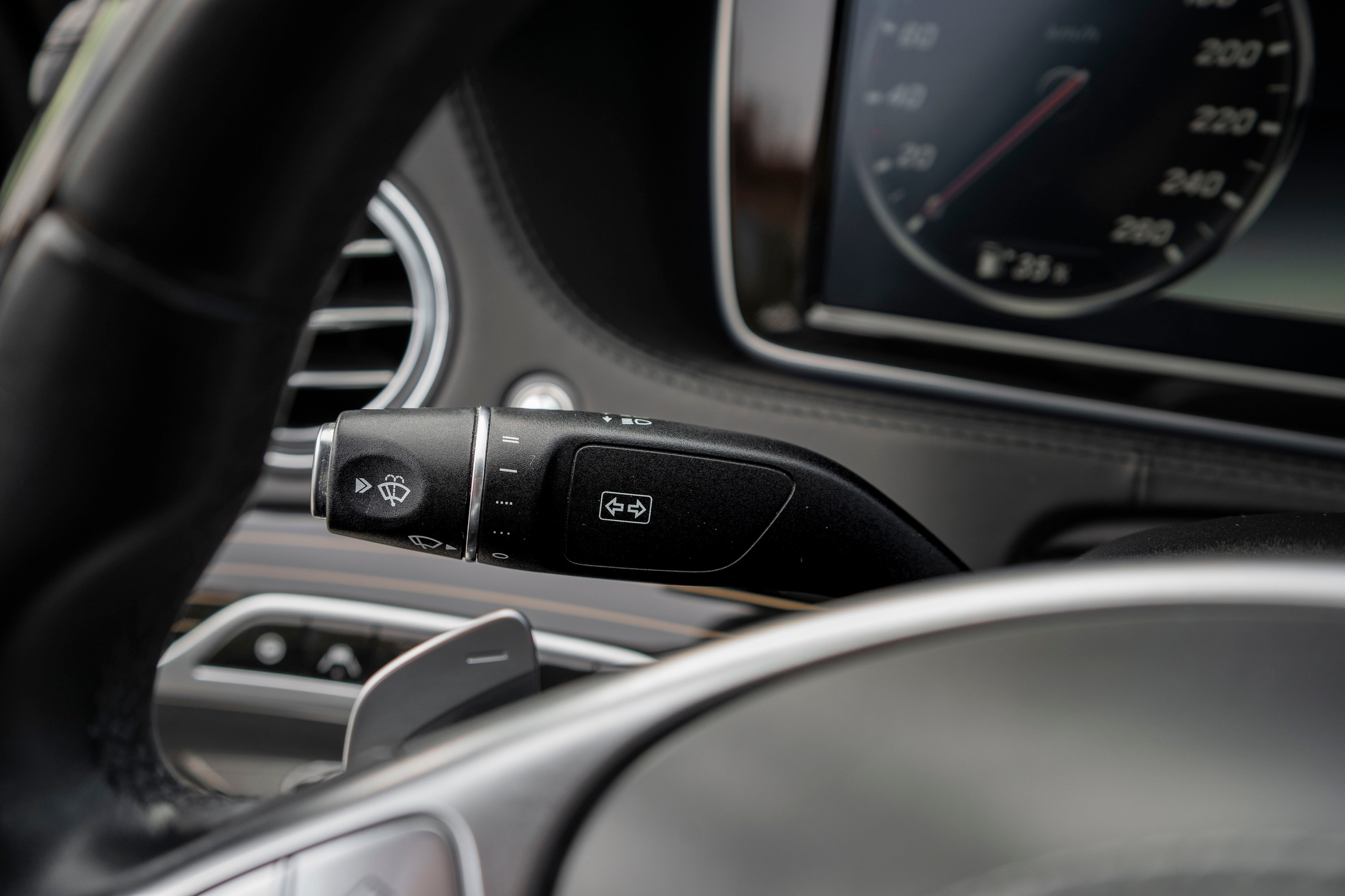 Mercedes S-class (W222)