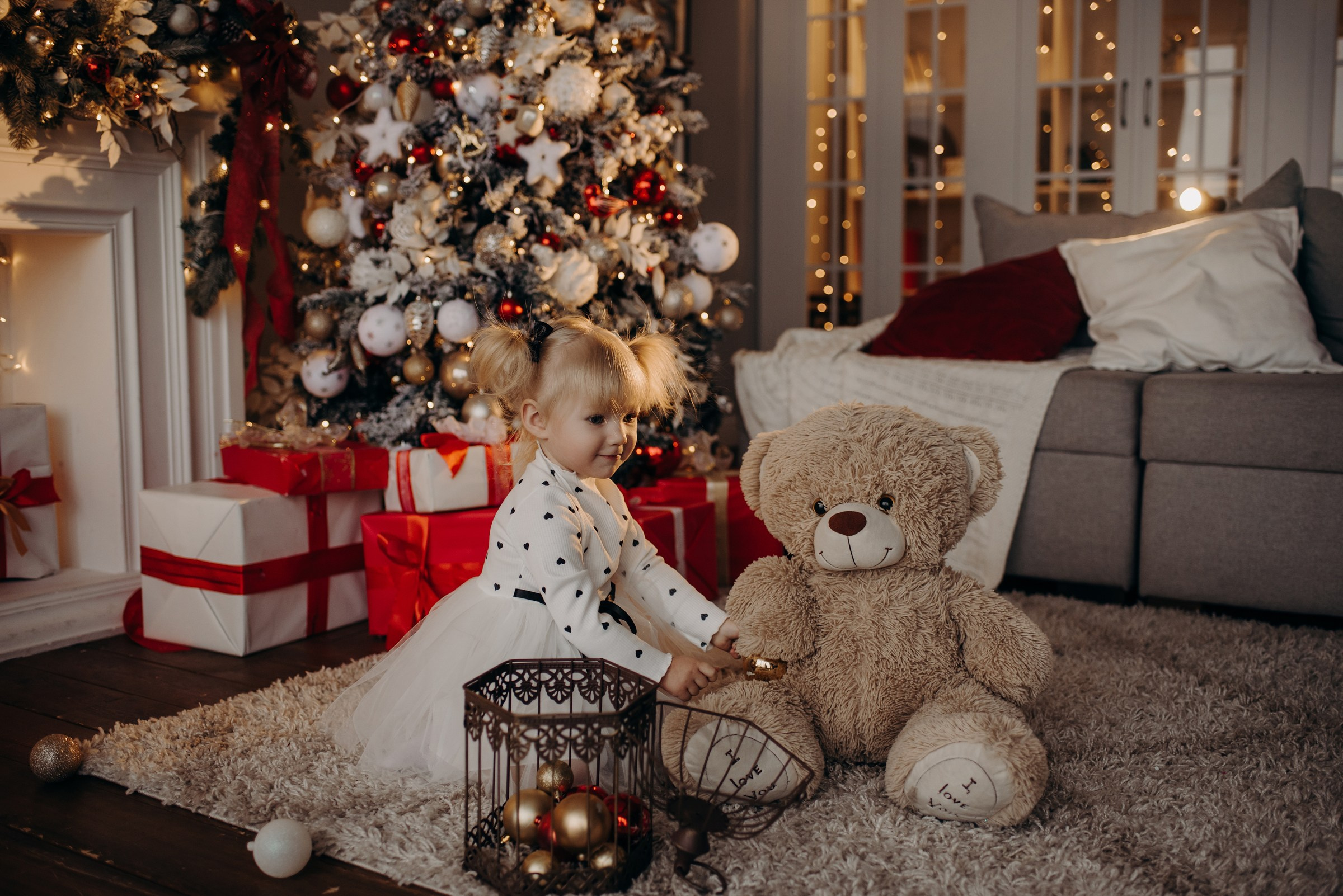 семейная новогодняя фотосессия в фотостудии