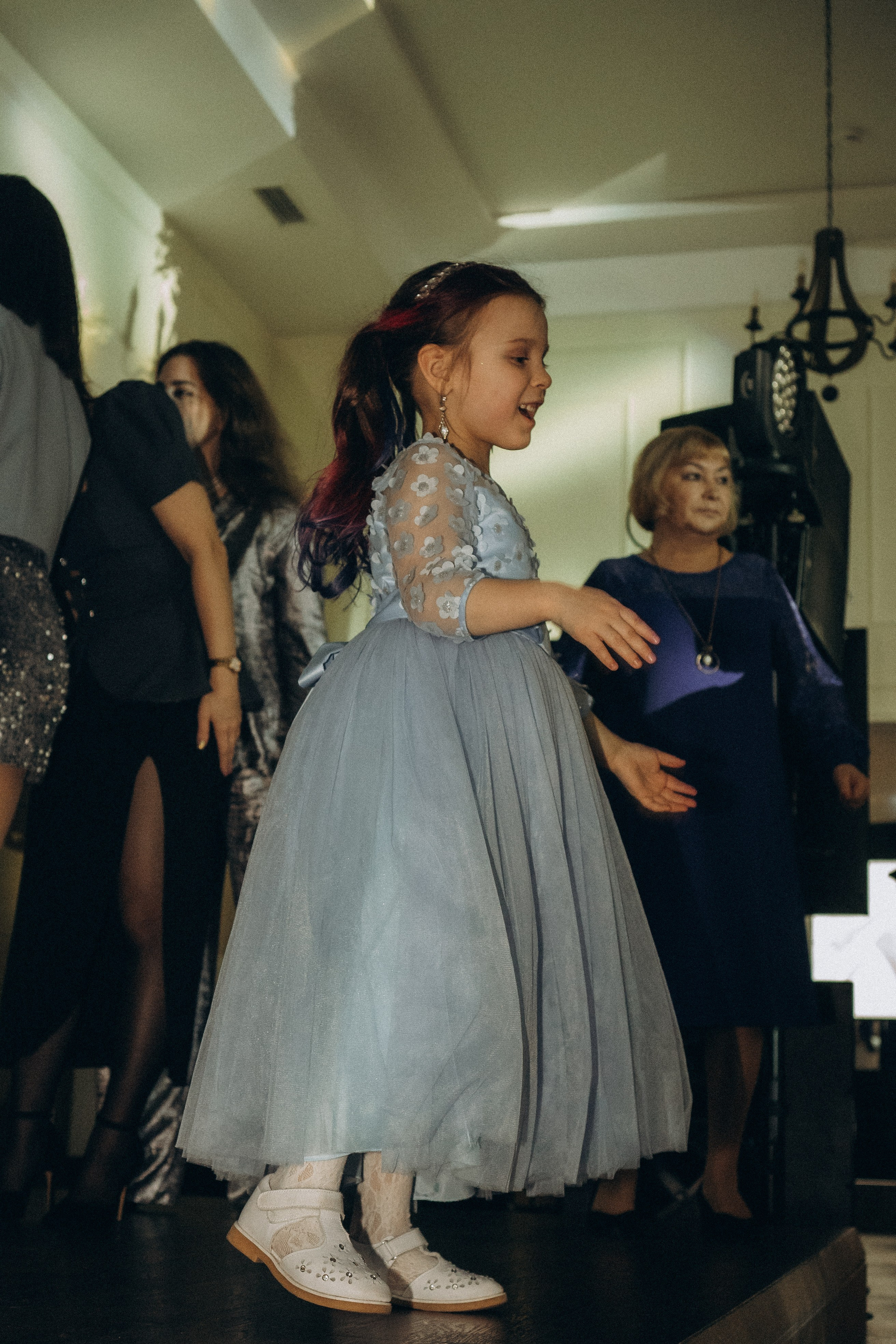 СВАДЕБНАЯ СЬЕМКА СБОРОВ В ОТЕЛЕ И ВЫЕЗД НА ЦЕРЕМОНИЮ (СНЯТО В СИБИРЕ В НИЖНЕВАРТОВСКЕ). Профессиональный фотограф, Санкт-Петербург — Виктория Богомолова