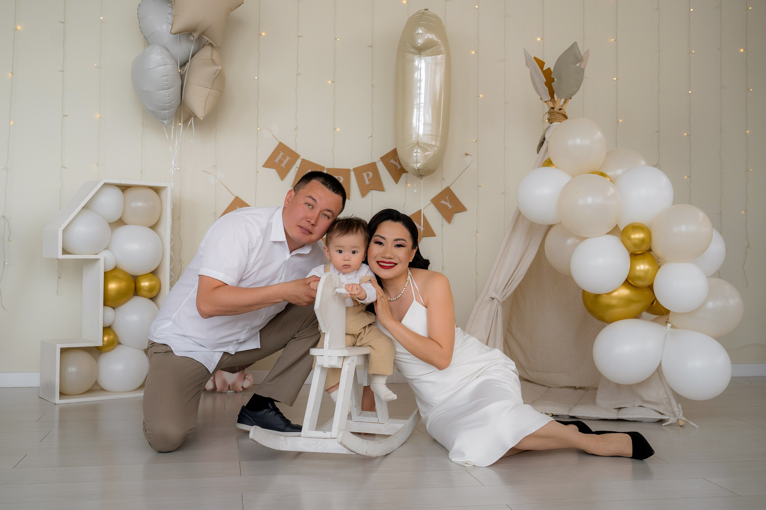 Cake Smash. Фотостудия Малина в городе Улан-Удэ. Фотограф Ирина Жарникова