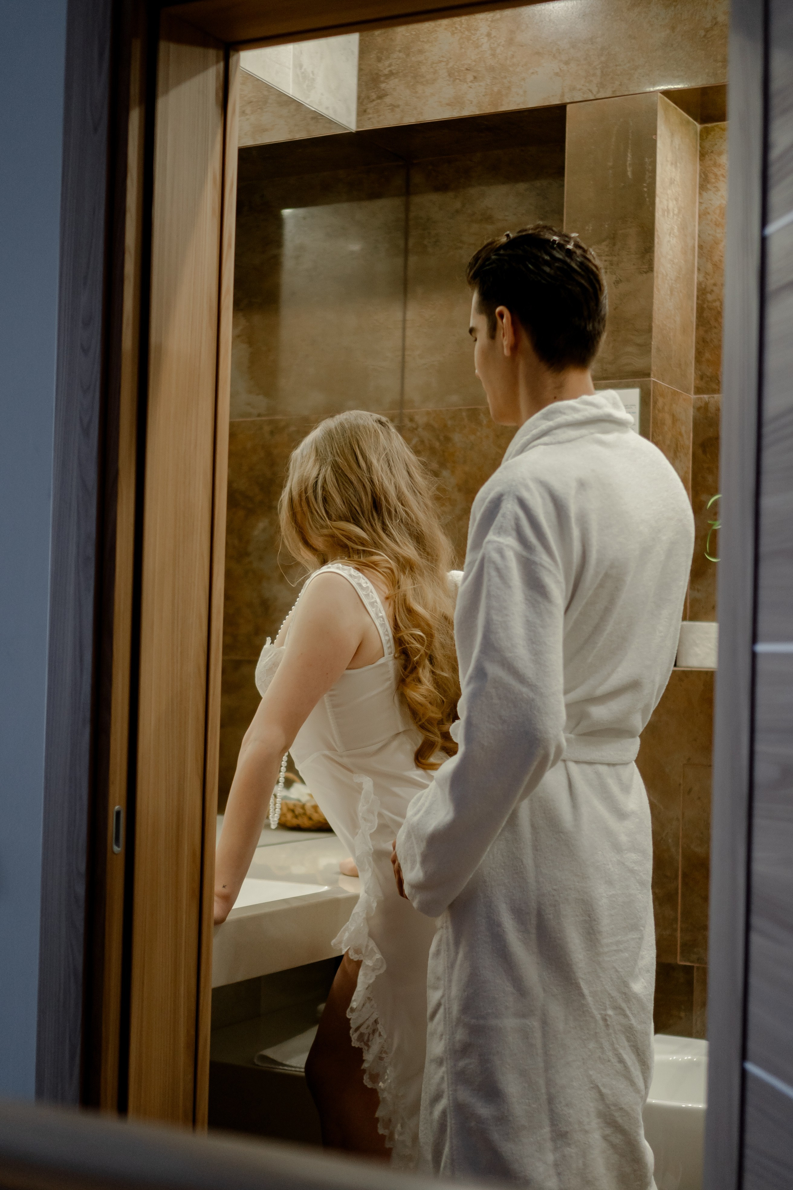 СБОРЫ ПЕРЕД СВАДЕБНЫМ ДНЕМ (СНЯТО В СИБИРЕ В НИЖНЕВАРТОВСКЕ). Профессиональный фотограф, Санкт-Петербург — Виктория Богомолова