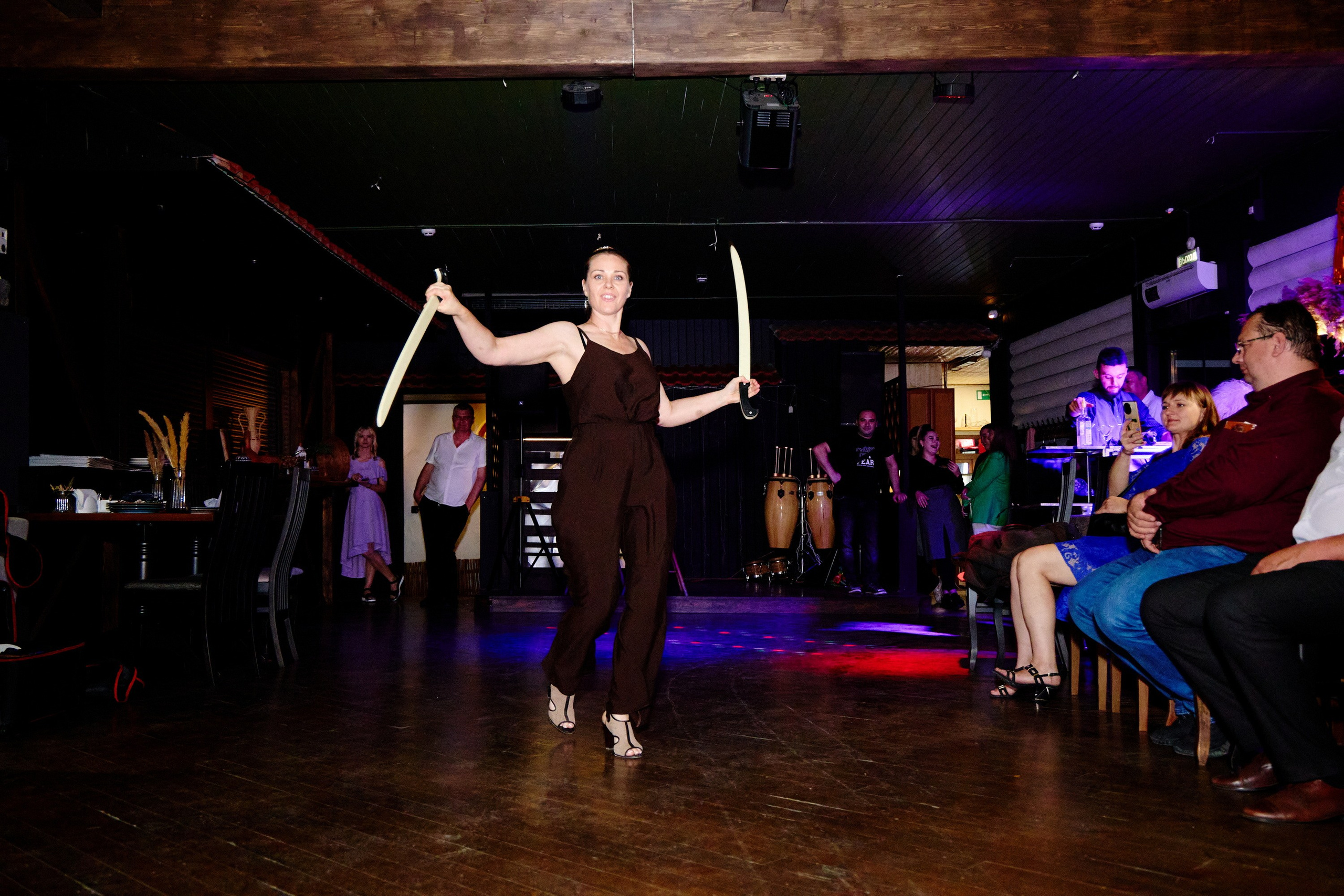 Выпускной 35 Сош. Фотограф Выпускные альбомы Таганрог Сергей Коробченко