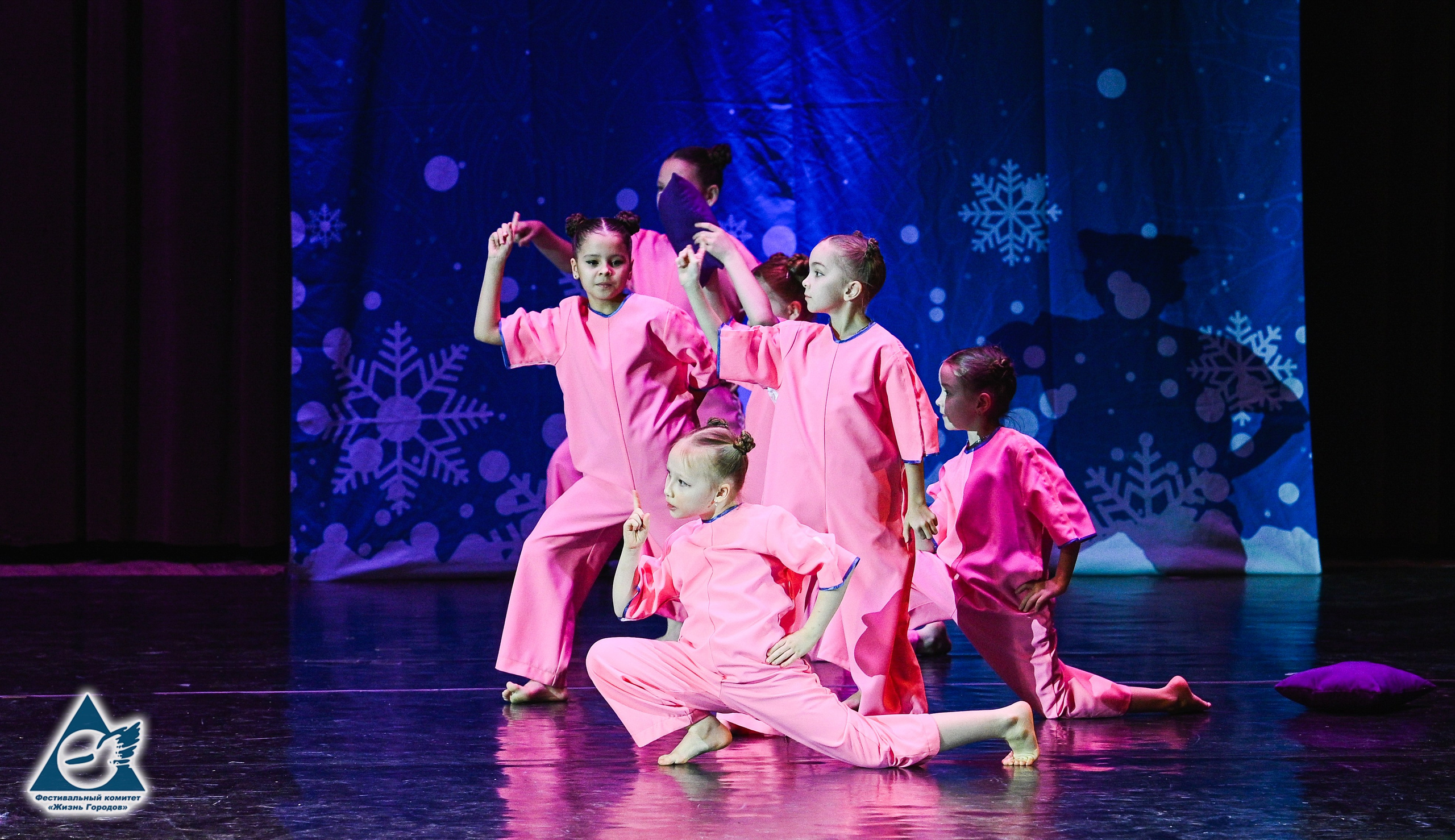 06.01.2026 «Жизнь Городов» Фестиваль-конкурс «Рождественские звёзды» г. Москва. Медиастудия Фото Концепт