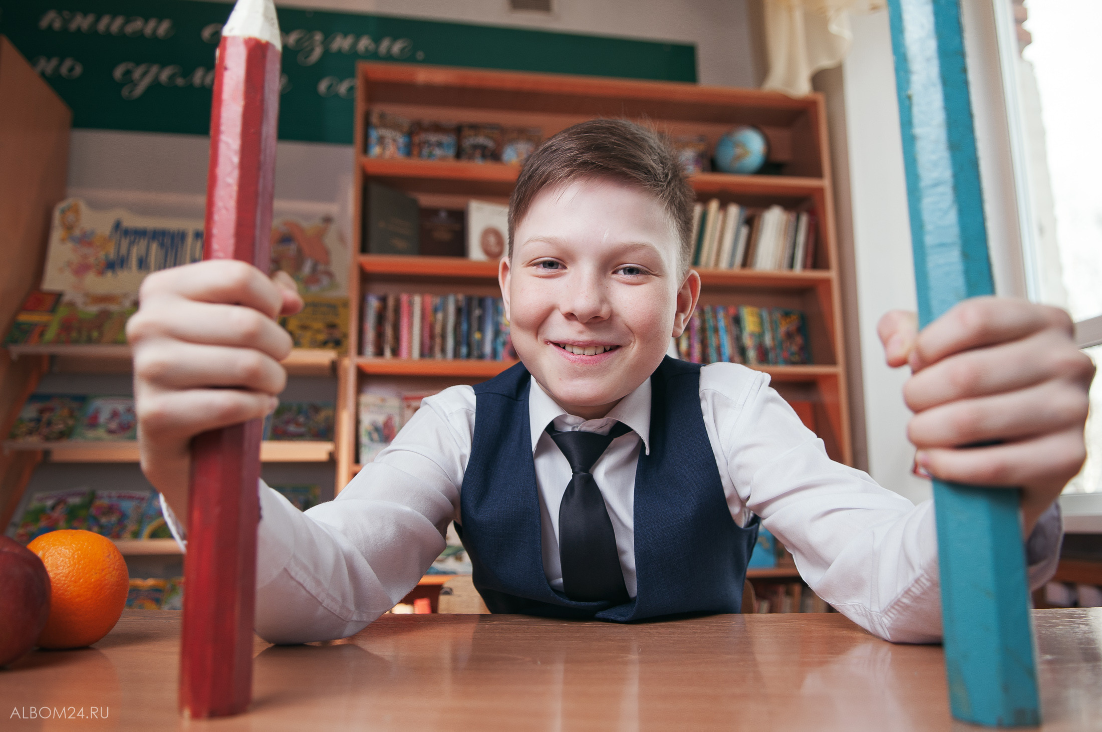 Съемка на выпускной альбом Емельяновская школа № 1, 4Е. Выпускные альбомы и фотосъемка в Красноярске