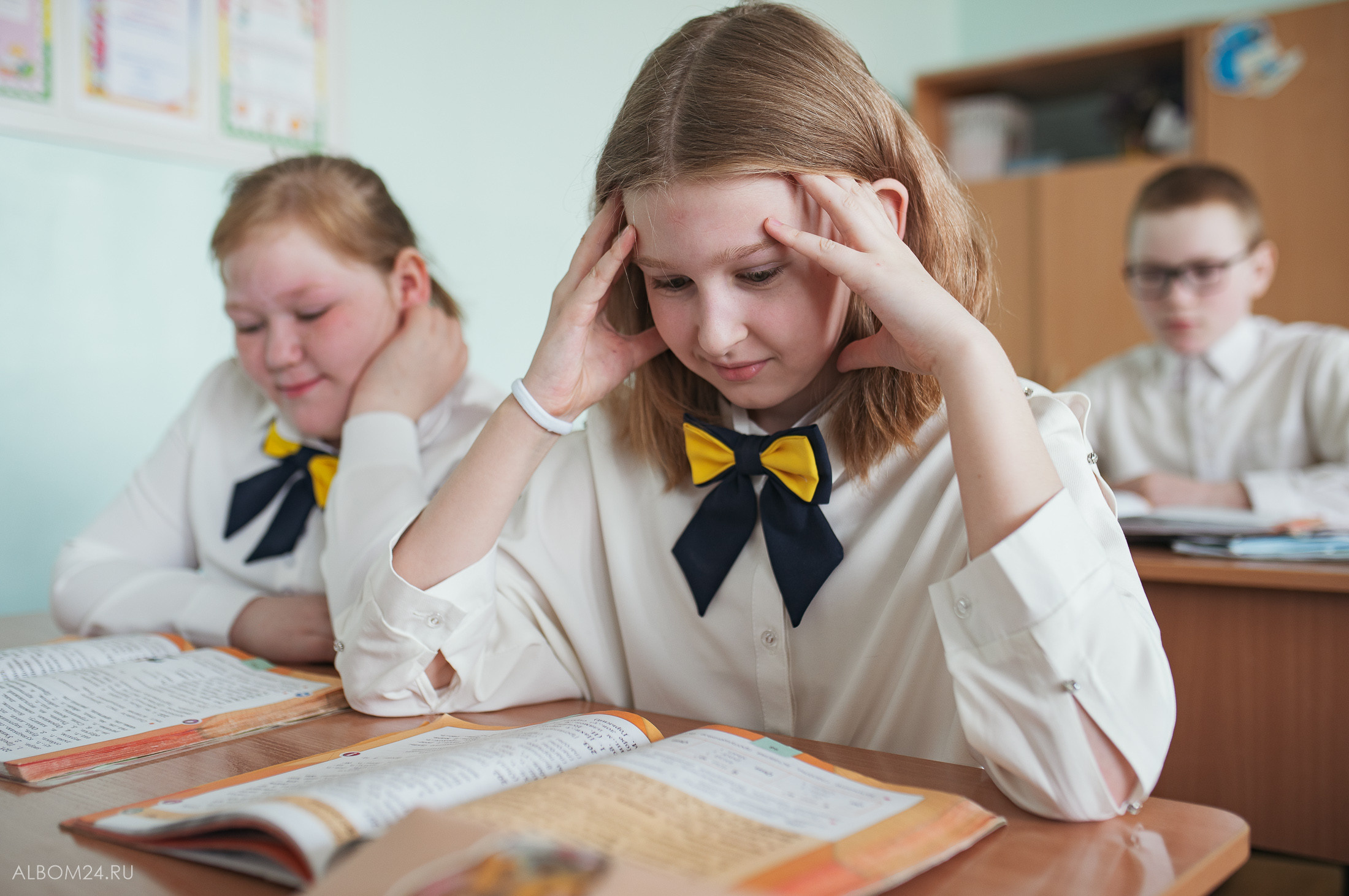 Съемка на выпускной альбом Емельяновская школа № 1, 4А. Выпускные альбомы и фотосъемка в Красноярске