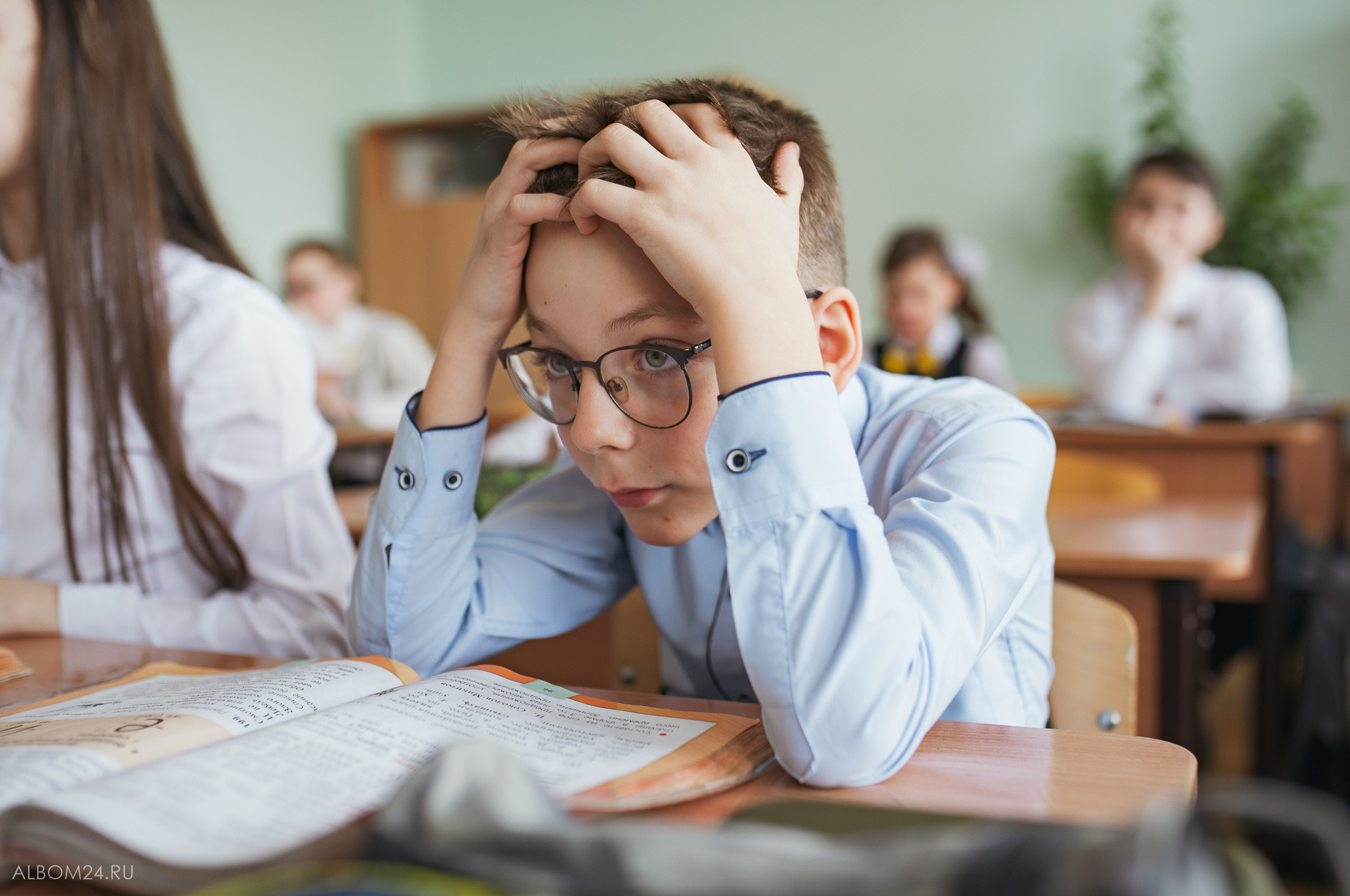 Съемка на выпускной альбом Емельяновская школа № 1, 4А. Выпускные альбомы и фотосъемка в Красноярске