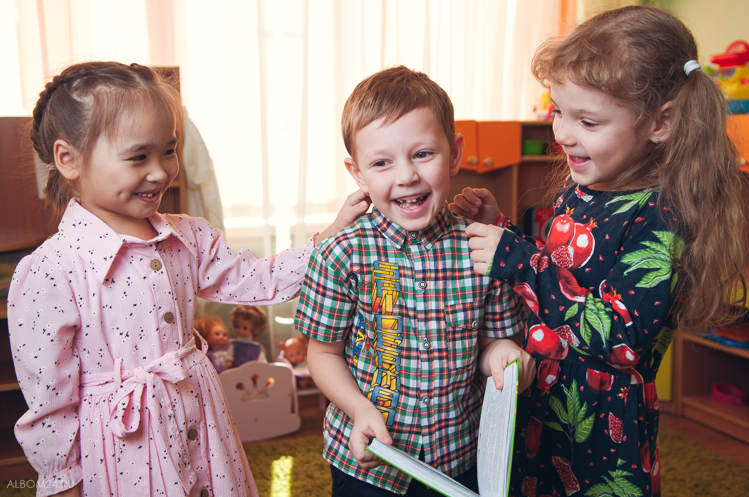 Съемка на выпускной альбом Сад 286 гр. Буратино. Выпускные альбомы и фотосъемка в Красноярске