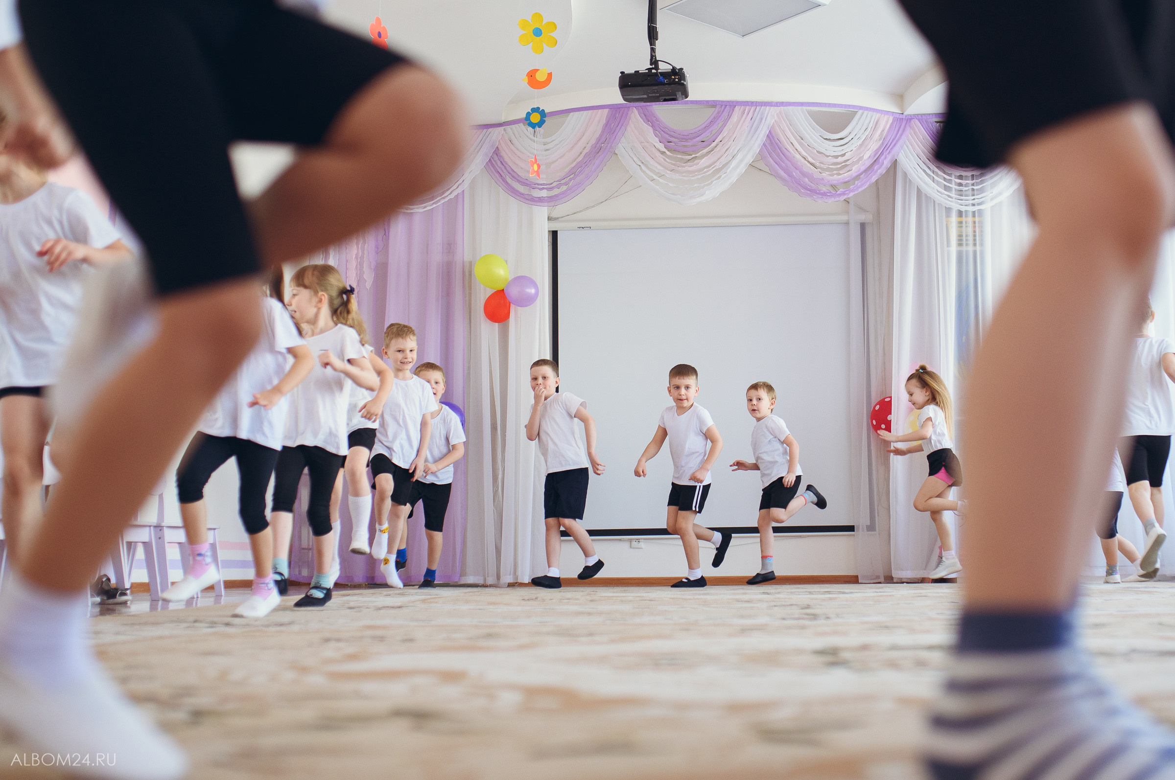 Съемка на выпускной альбом Сад 286 гр. Буратино. Выпускные альбомы и фотосъемка в Красноярске