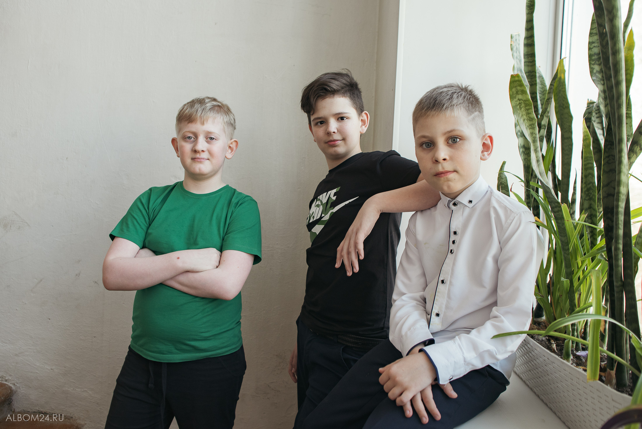 Съемка на выпускной альбом Емельяновская школа № 1, 4Е. Выпускные альбомы и фотосъемка в Красноярске