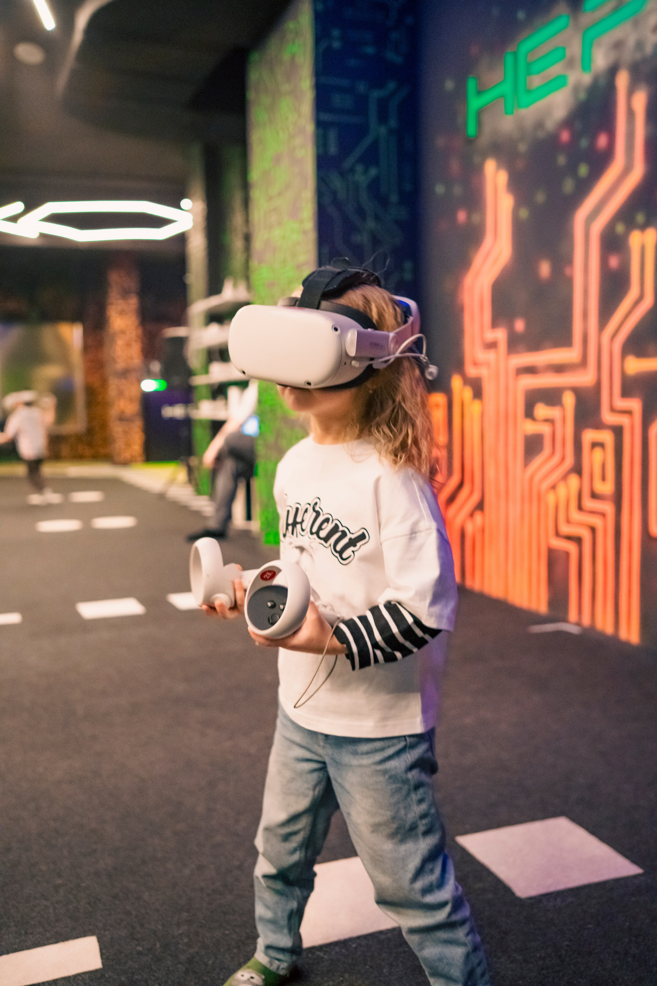 VR (November-December 2024). Felixtones