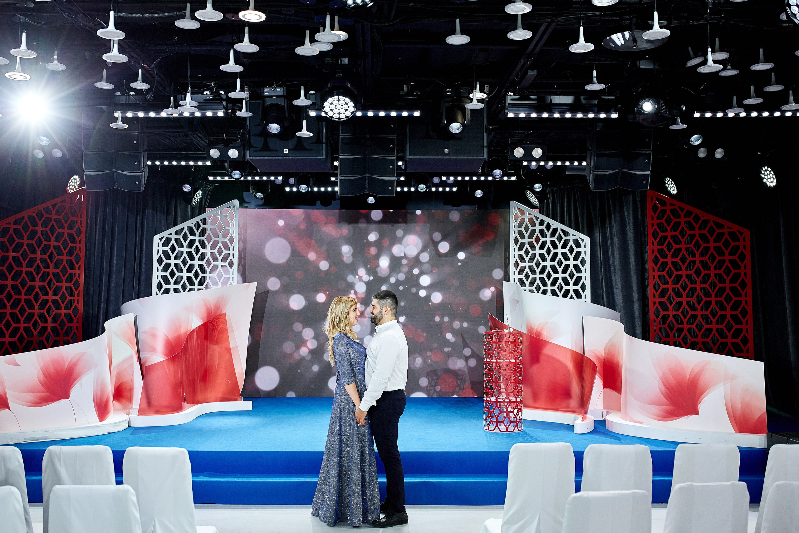 Свадебная фотосессия в Москва Сити с профессиональным фотографом — Цены, стоимость услуг фотографа на фотосъёмку свадьбы в Москва Сити