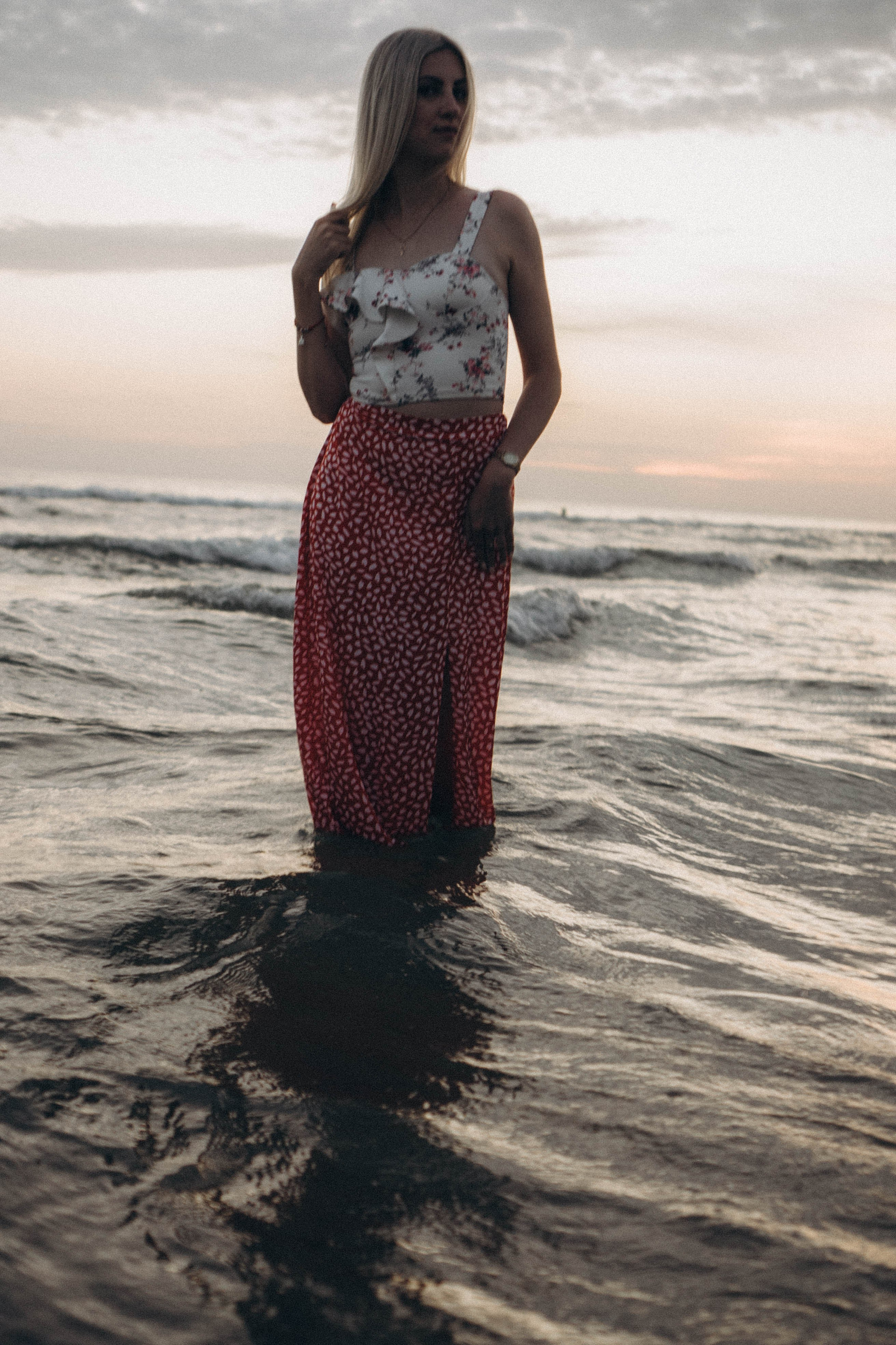 Июльский вечер на берегу черного моря. Профессиональный фотограф, Санкт-Петербург — Виктория Богомолова