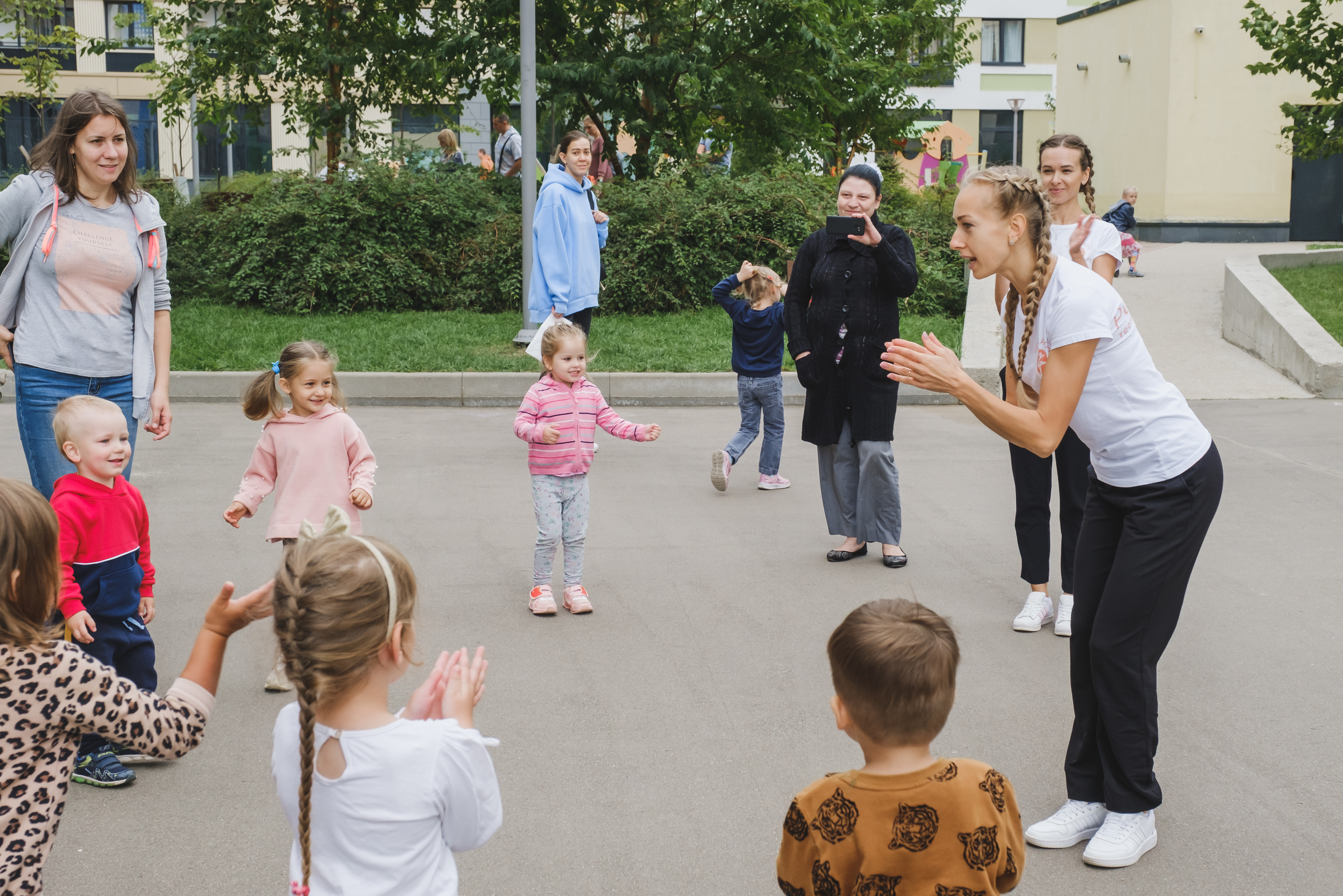 Маркет Friends&Brands от студии Котинга. Семейный фотограф в Москве Светлана Потемкина