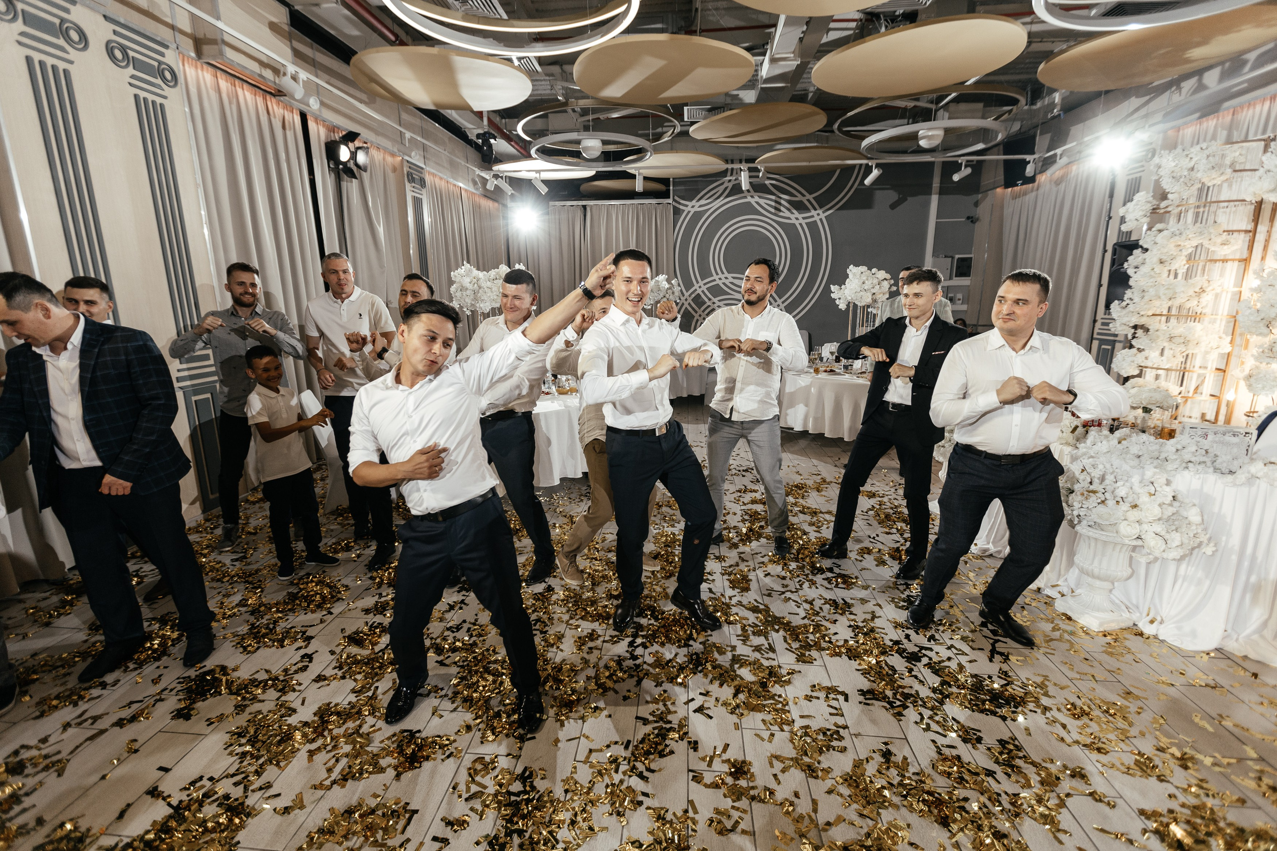 Свадебный фотограф Уфа — Руслан ГабдлисламовЖивые эмоции, красивые кадры, воспоминания на всю жизнь.Работаю по всей Республике Башкортоста. Свадебный фотограф Уфа Руслан Габдлисламов