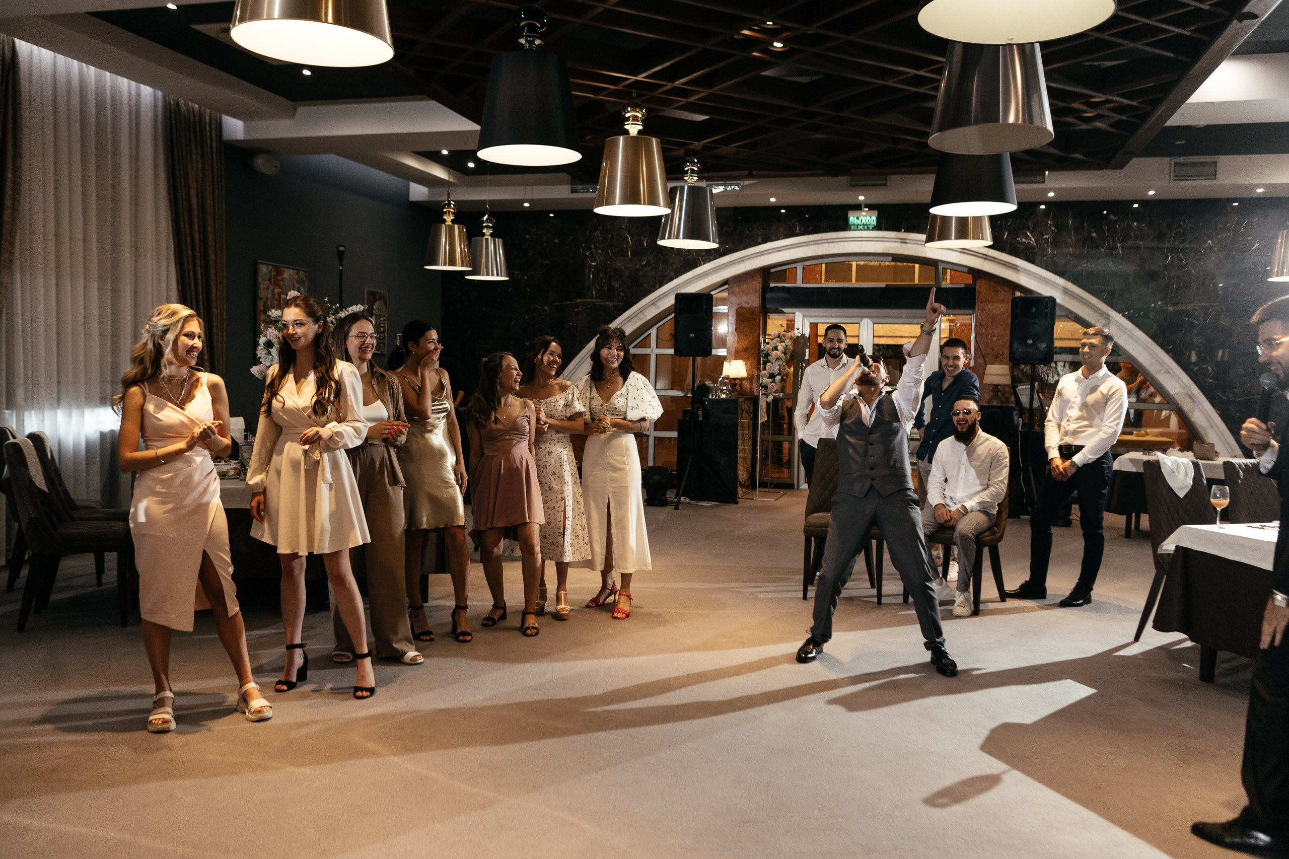 Свадебный фотограф Уфа — Руслан ГабдлисламовЖивые эмоции, красивые кадры, воспоминания на всю жизнь.Работаю по всей Республике Башкортоста. Свадебный фотограф Уфа Руслан Габдлисламов