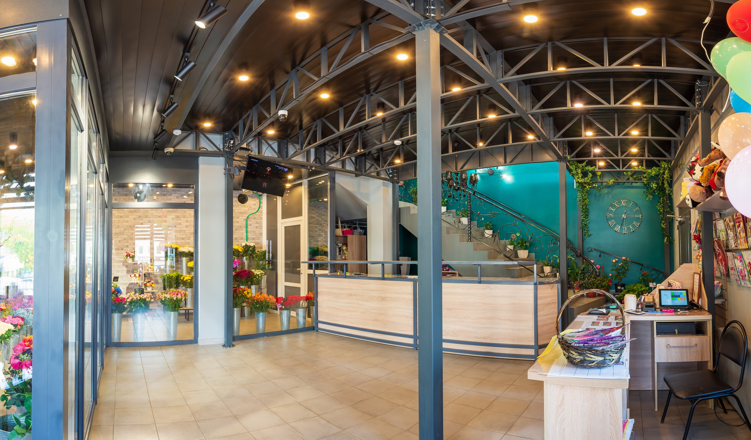 Магазин цветов. Фотограф Анастасия Дерий. Каталожная фотосъёмка в Москве