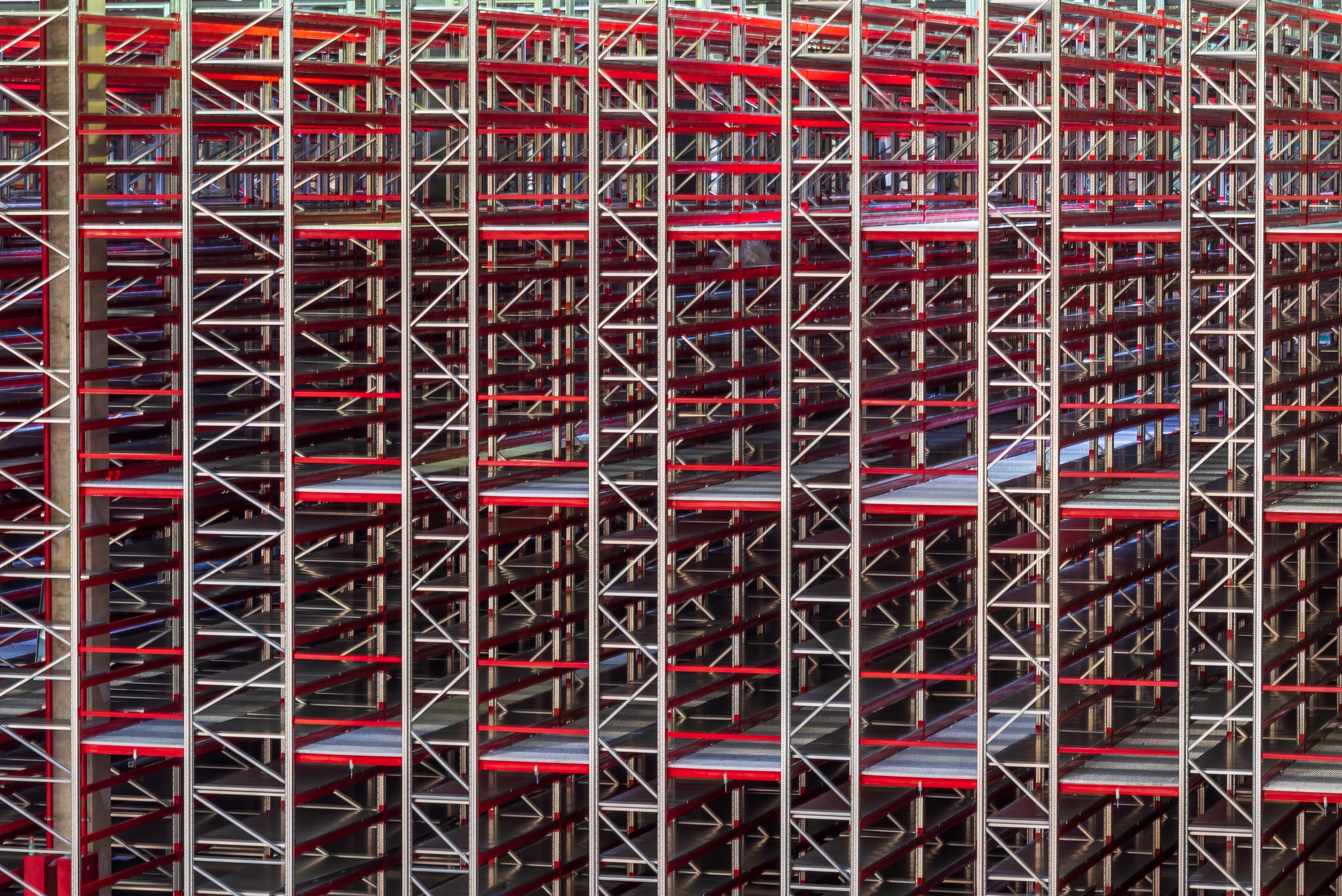 Склад Чехов. Фотограф Анастасия Дерий. Каталожная фотосъёмка в Москве