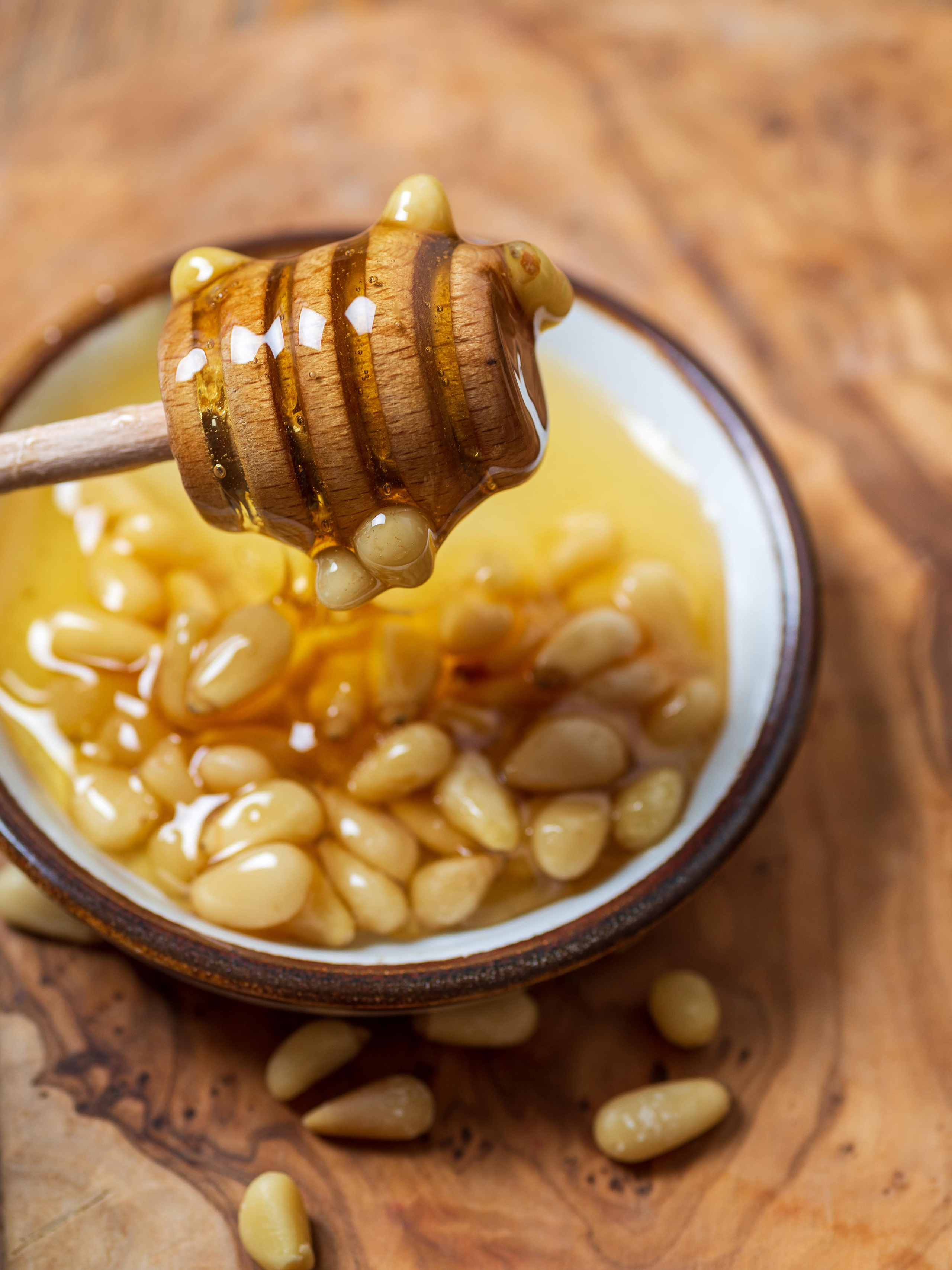 Орехи Kedrus. Фотограф Анастасия Дерий. Каталожная фотосъёмка в Москве