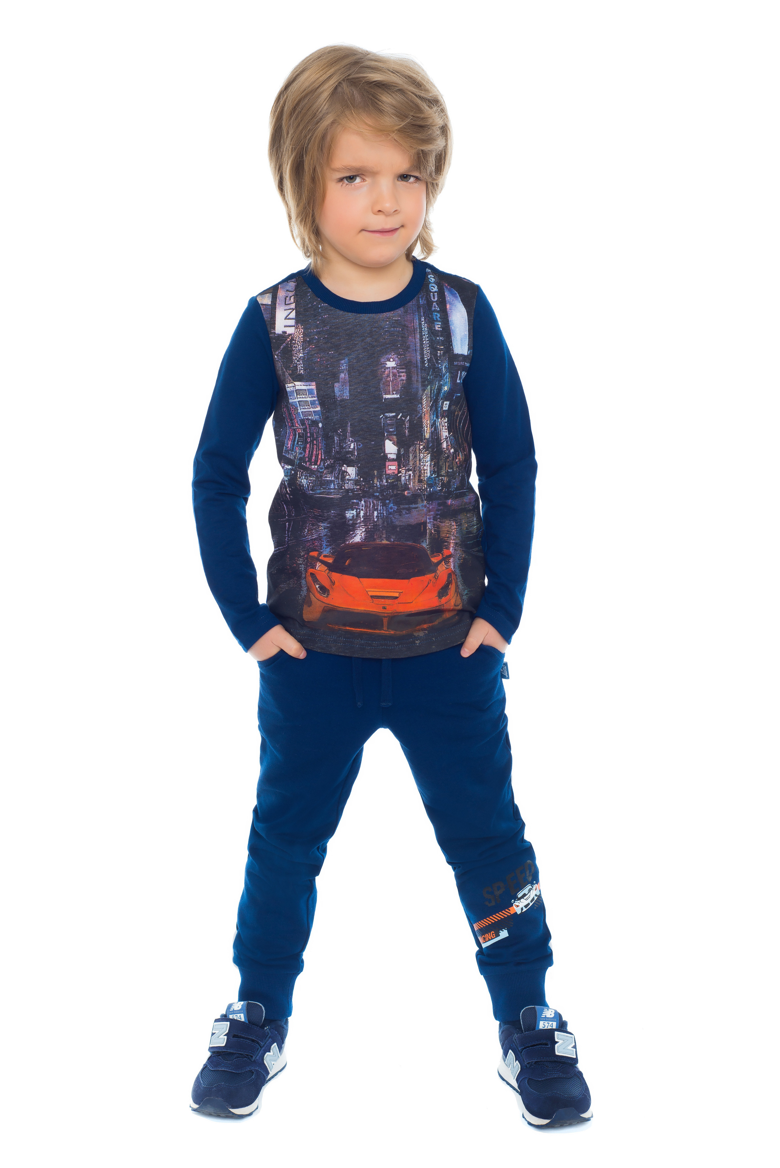 Juno. Фотограф Анастасия Дерий. Каталожная фотосъёмка в Москве