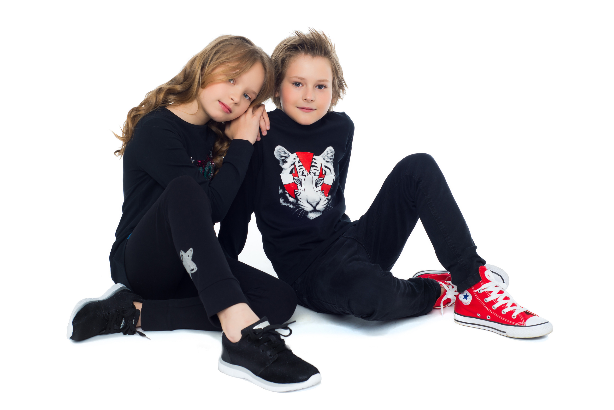 Juno. Фотограф Анастасия Дерий. Каталожная фотосъёмка в Москве