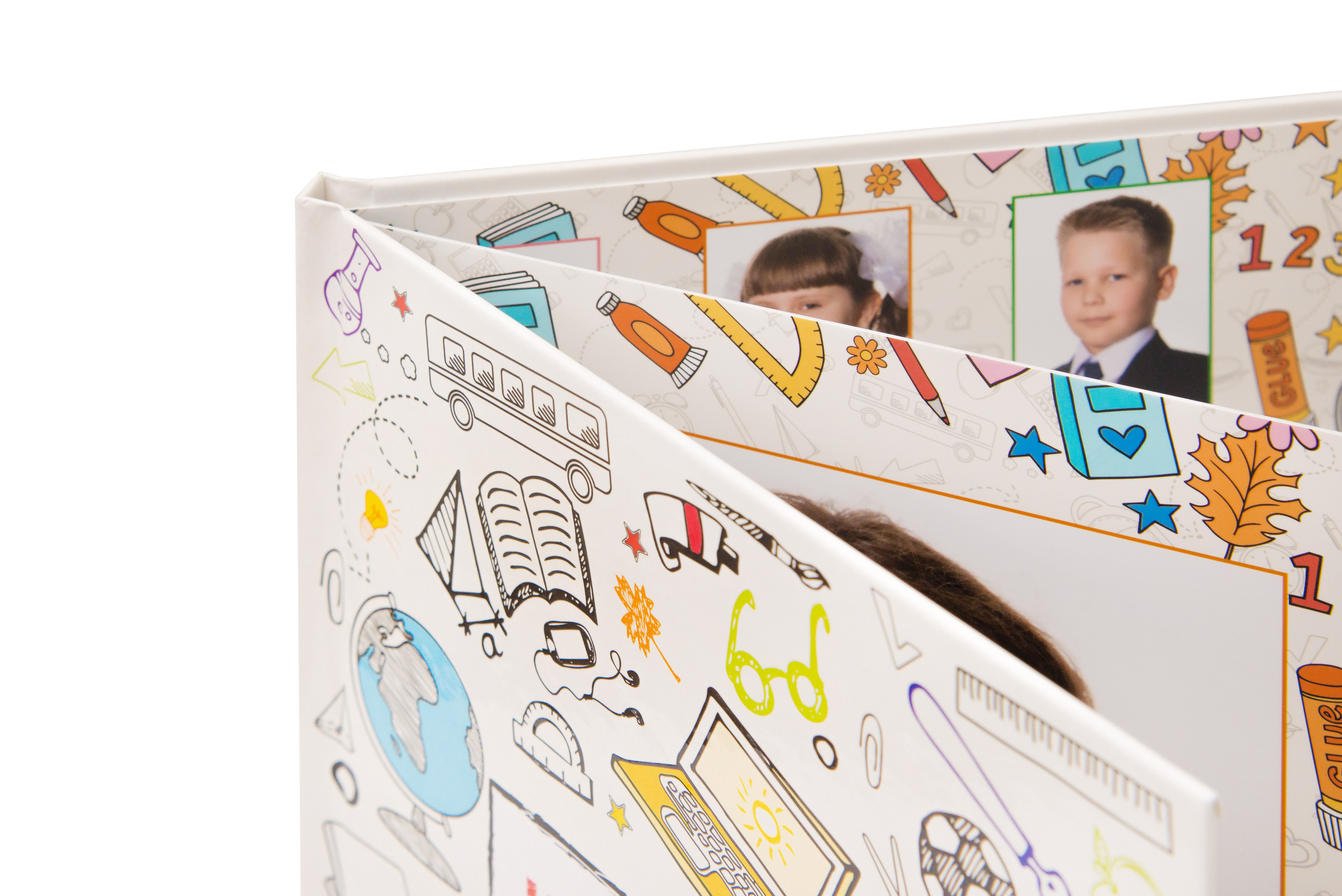 Школьный фотоальбом «Предметы». Фотограф Анастасия Дерий. Каталожная фотосъёмка в Москве