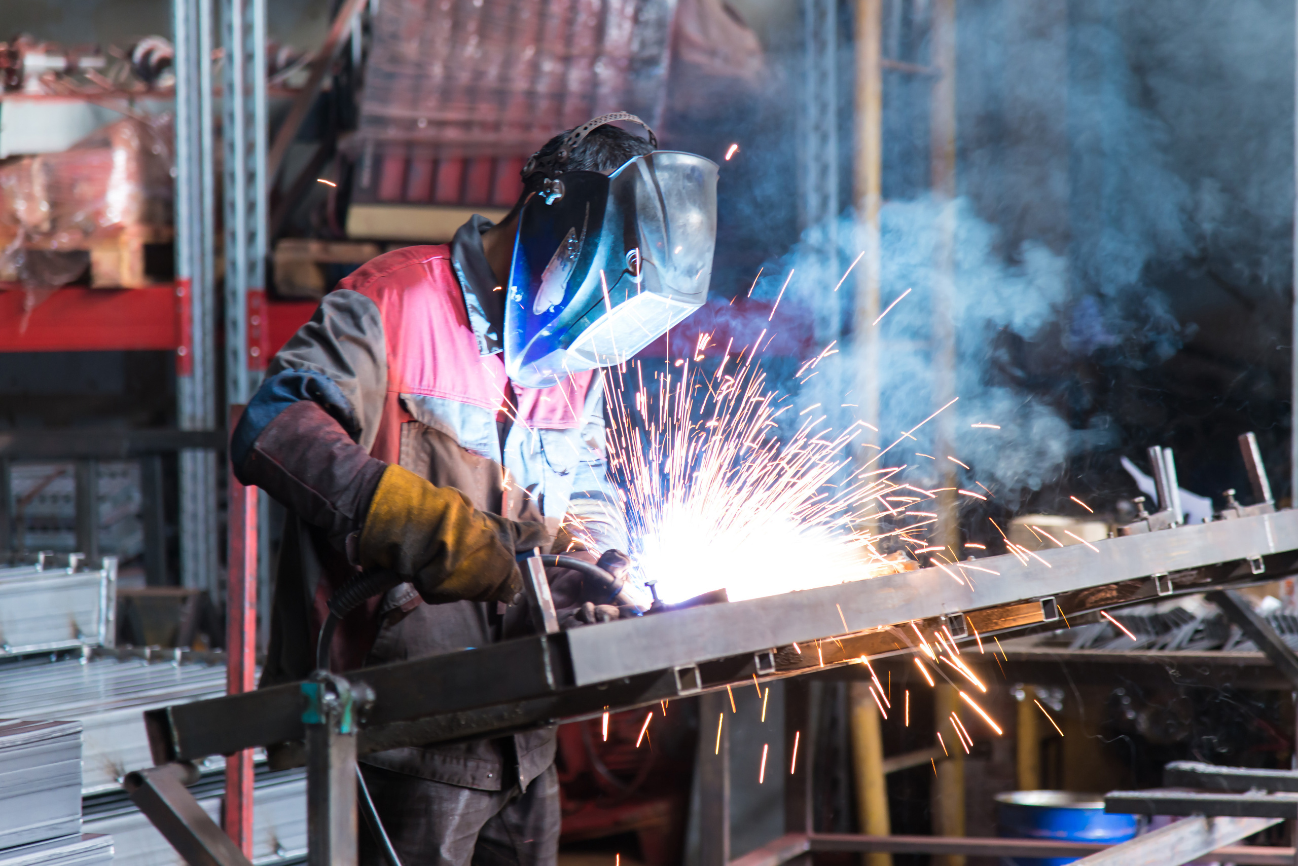 Производство металлоконструкций. Фотограф Анастасия Дерий. Каталожная фотосъёмка в Москве