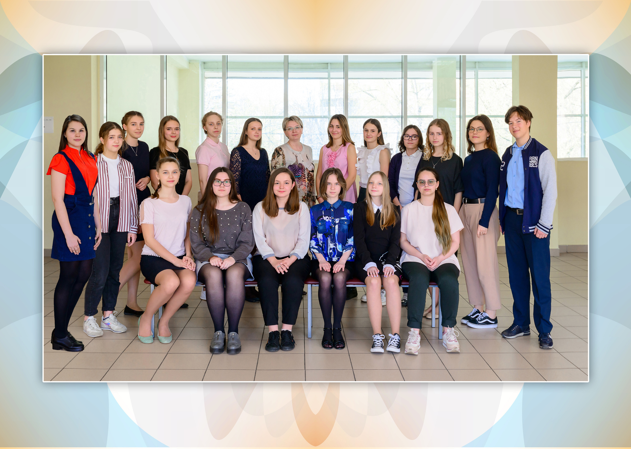 Школьный фотоальбом «Цветные брызги». Фотограф Анастасия Дерий. Каталожная фотосъёмка в Москве