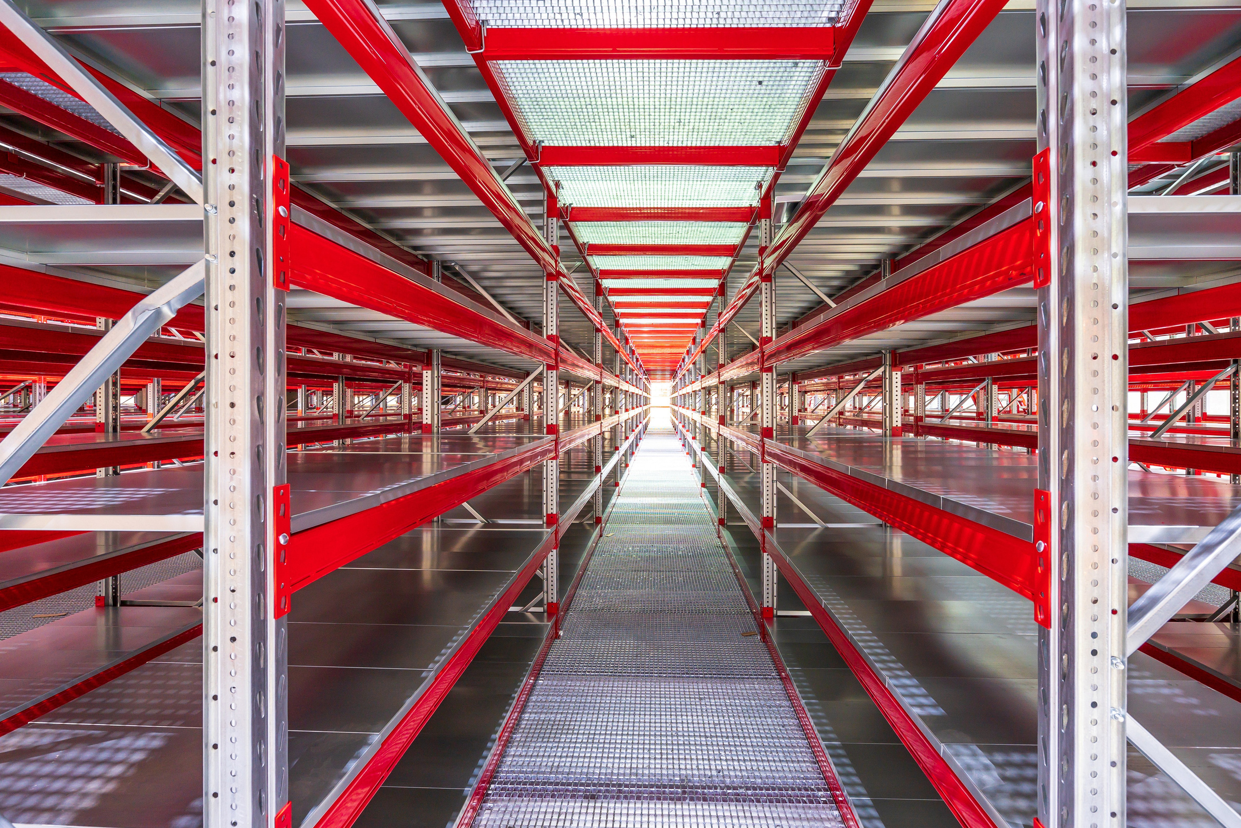 Склад Чехов. Фотограф Анастасия Дерий. Каталожная фотосъёмка в Москве