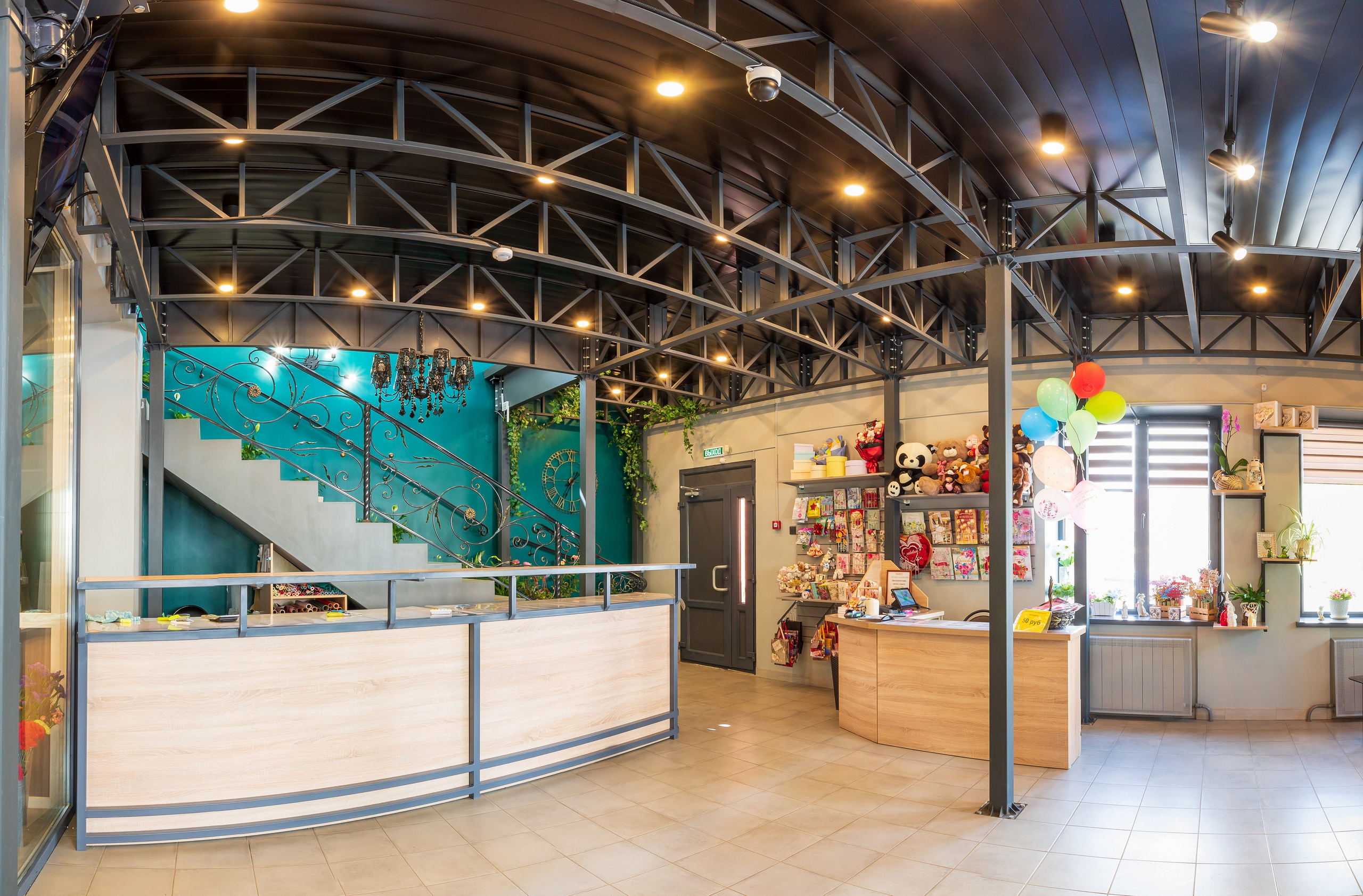 Магазин цветов. Фотограф Анастасия Дерий. Каталожная фотосъёмка в Москве