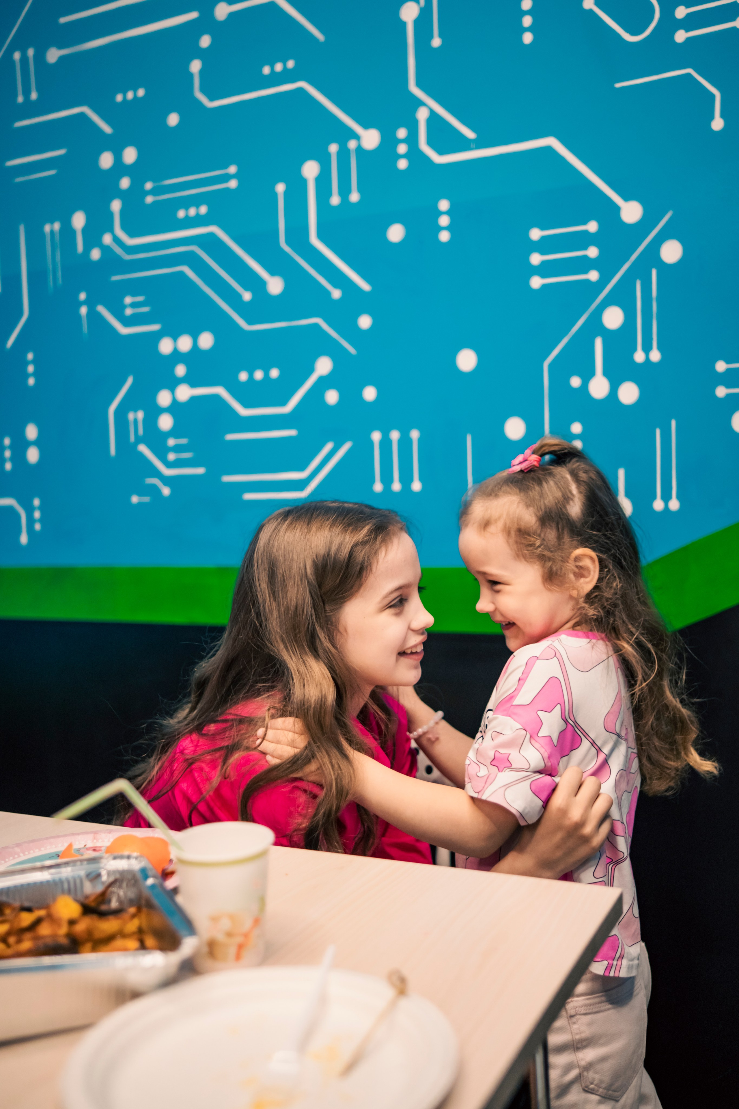 VR April-May. Felixtones