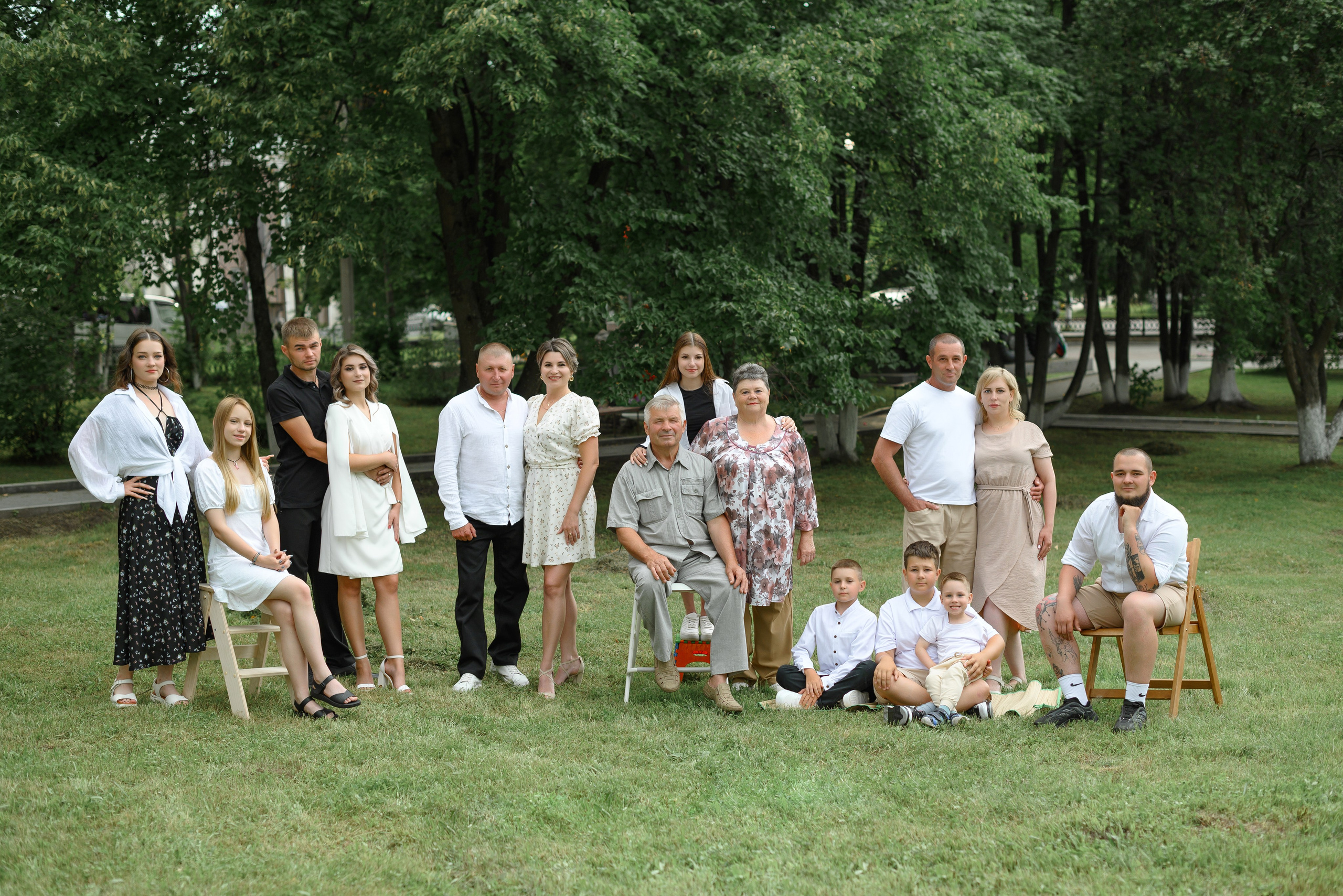 Семейная фотосессия на природе. Свадебный, семейный и школьный фотограф в Бийске Ксения Мамаева