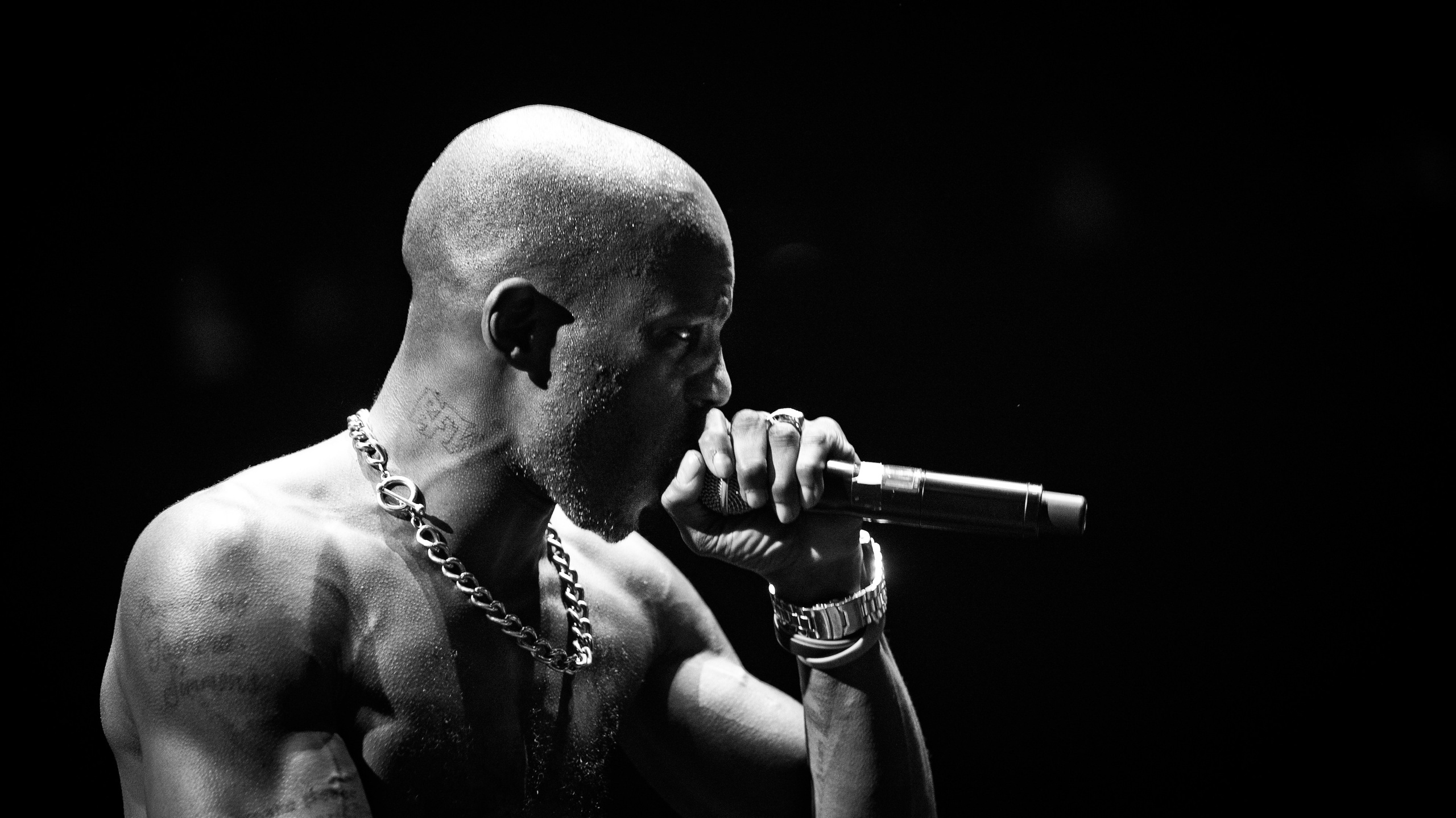 Виталий Кривцов  Музыкальный и концертный фотограф Фотосъёмка артистов, концертов и фестивалей Виталий Кривцов За кулисами музыки в кадре. Репортажный, event, концертный и backstage фотограф из Москвы Виталий Кривцов