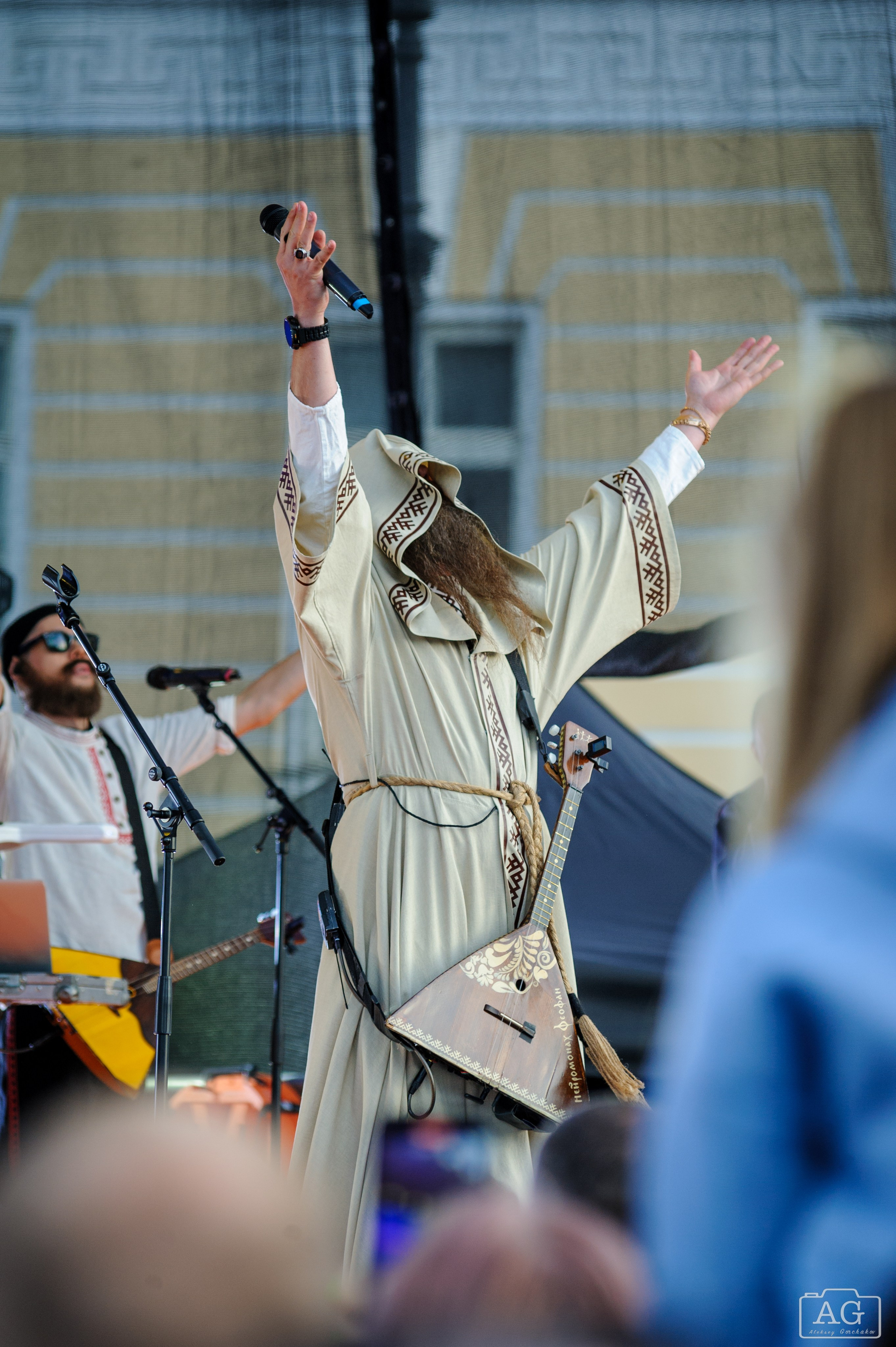Нейромонах Феофан на открытой тренировке ФК «Зенит». Алексей Горчаков. Фотограф на ваш праздник