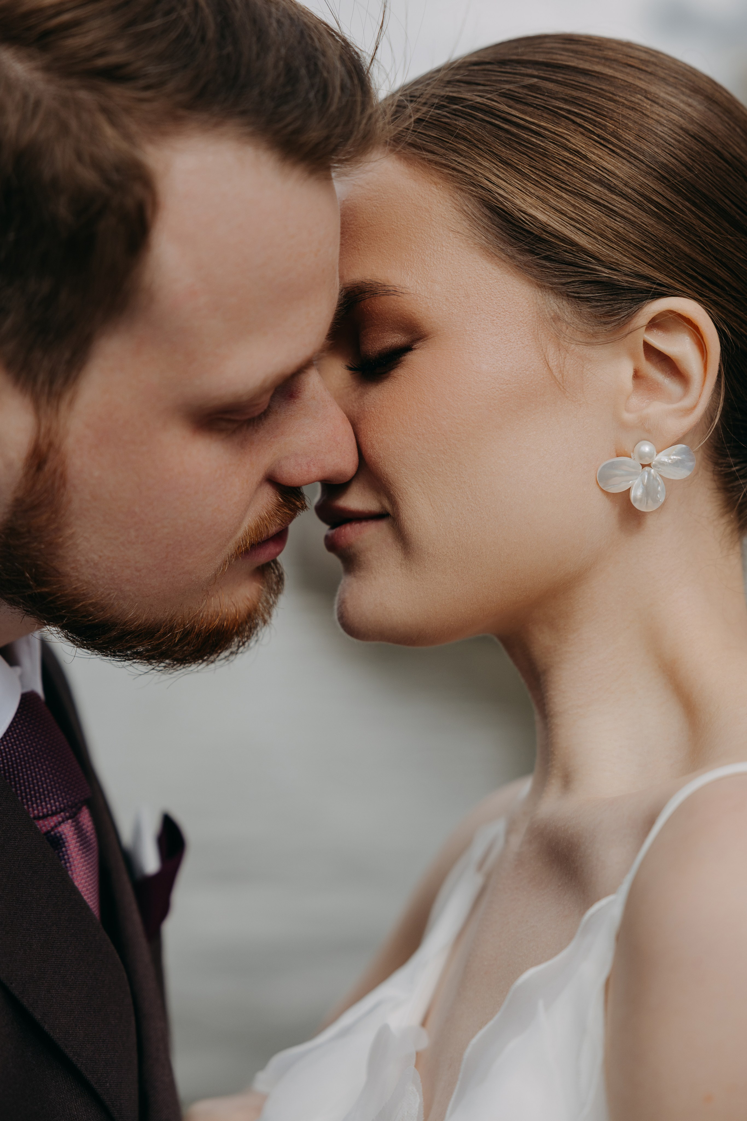 Ирина и Алексей | прогулка Котельническая наб. Свадебный фотограф Москва Анастасия Храмова