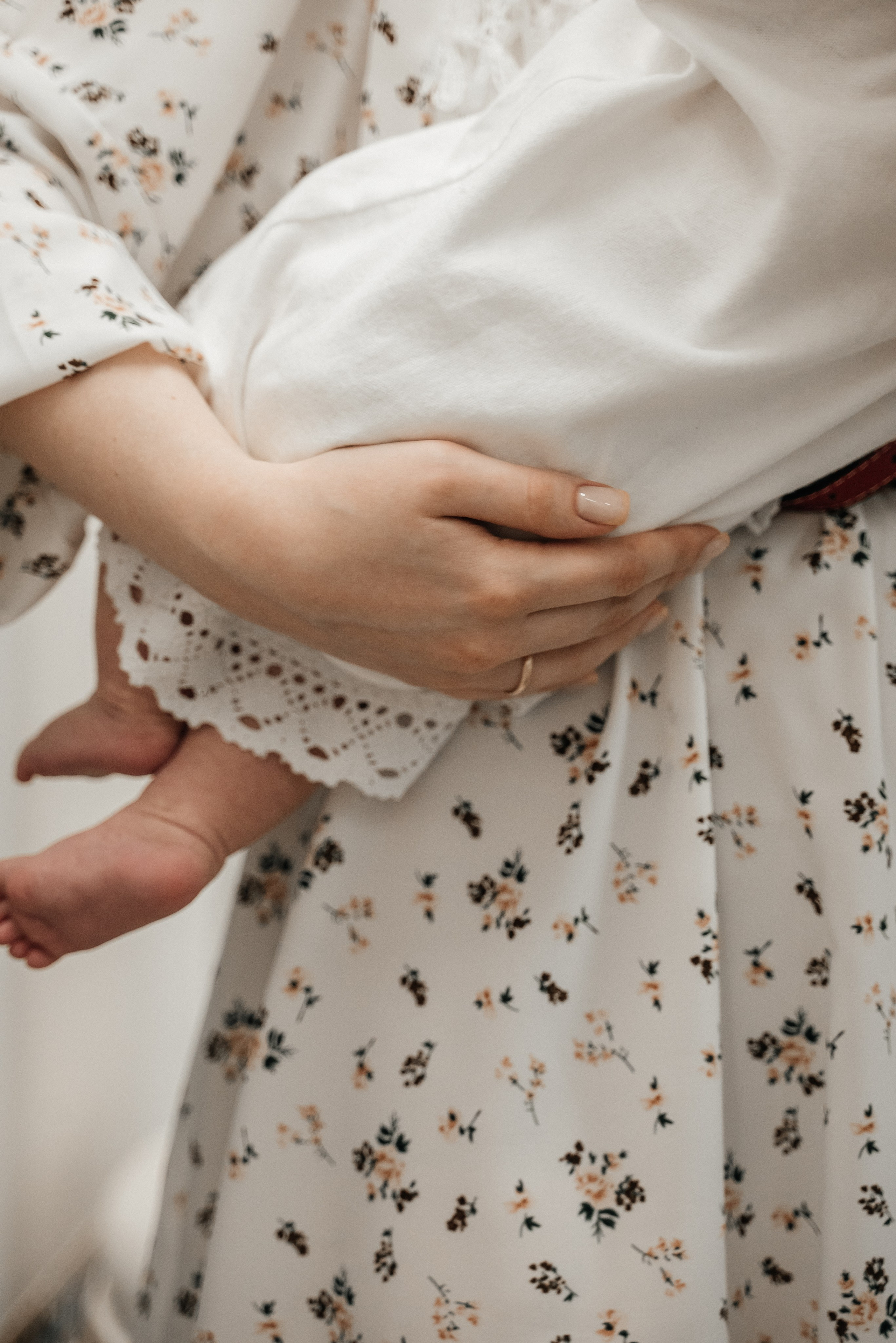 Крещение маленькой Александры (частичная конфиденциальность). Семейный фотограф в Минске Дарья Дреко