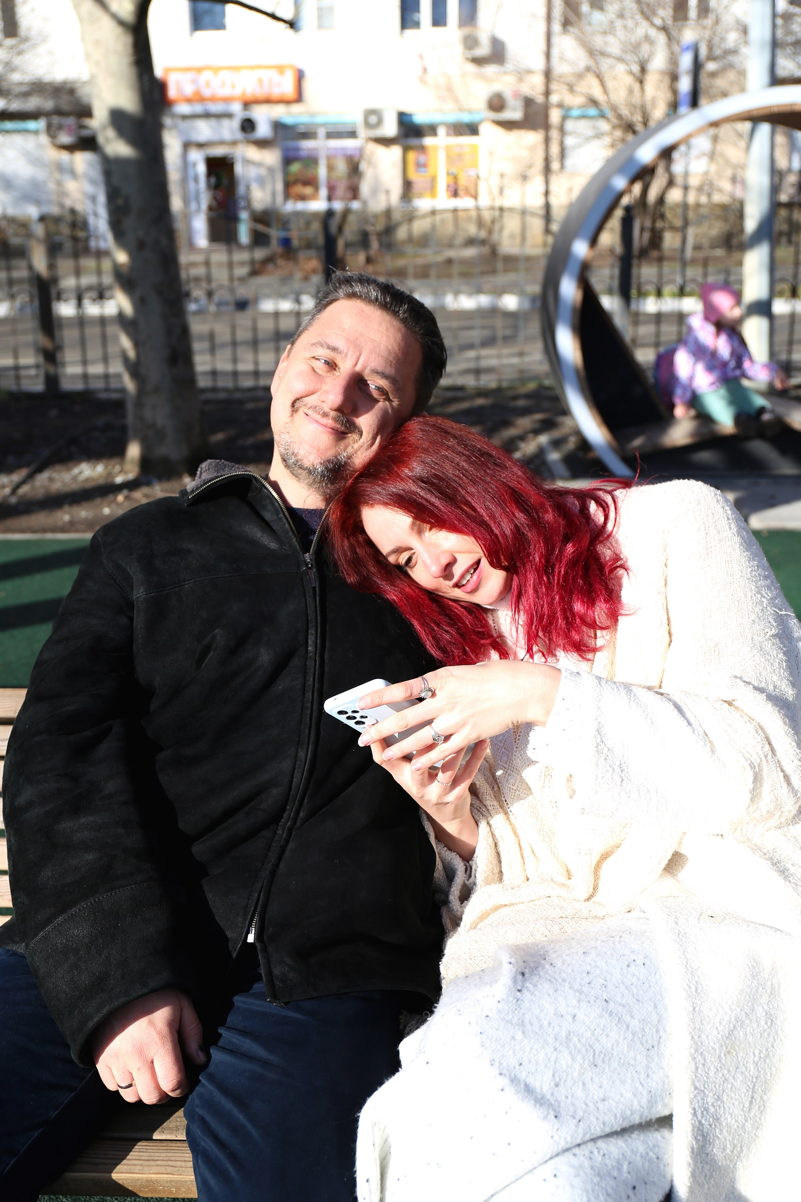 Оксана и Алексей. Семейный и детский фотограф Екатерина Черняева. Снимаю портреты, love story, фотопрогулки, работаю на улице, в кафе, студии, дома у клиента