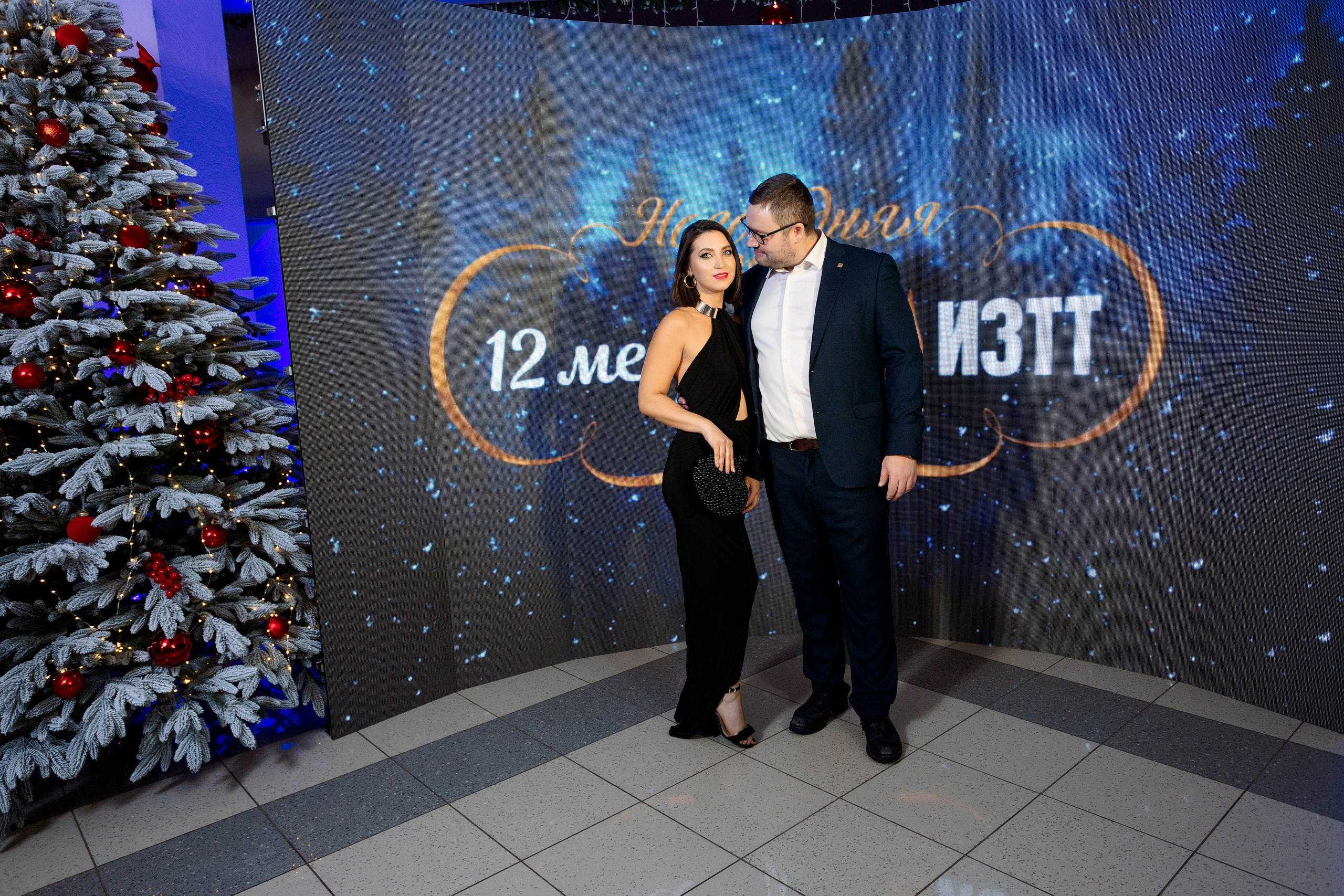 РЕПОРТАЖ: НОВЫЙ ГОД В ДК МЕТАЛЛУРГ. Профессиональный фотограф в Ижевске Леша Петров