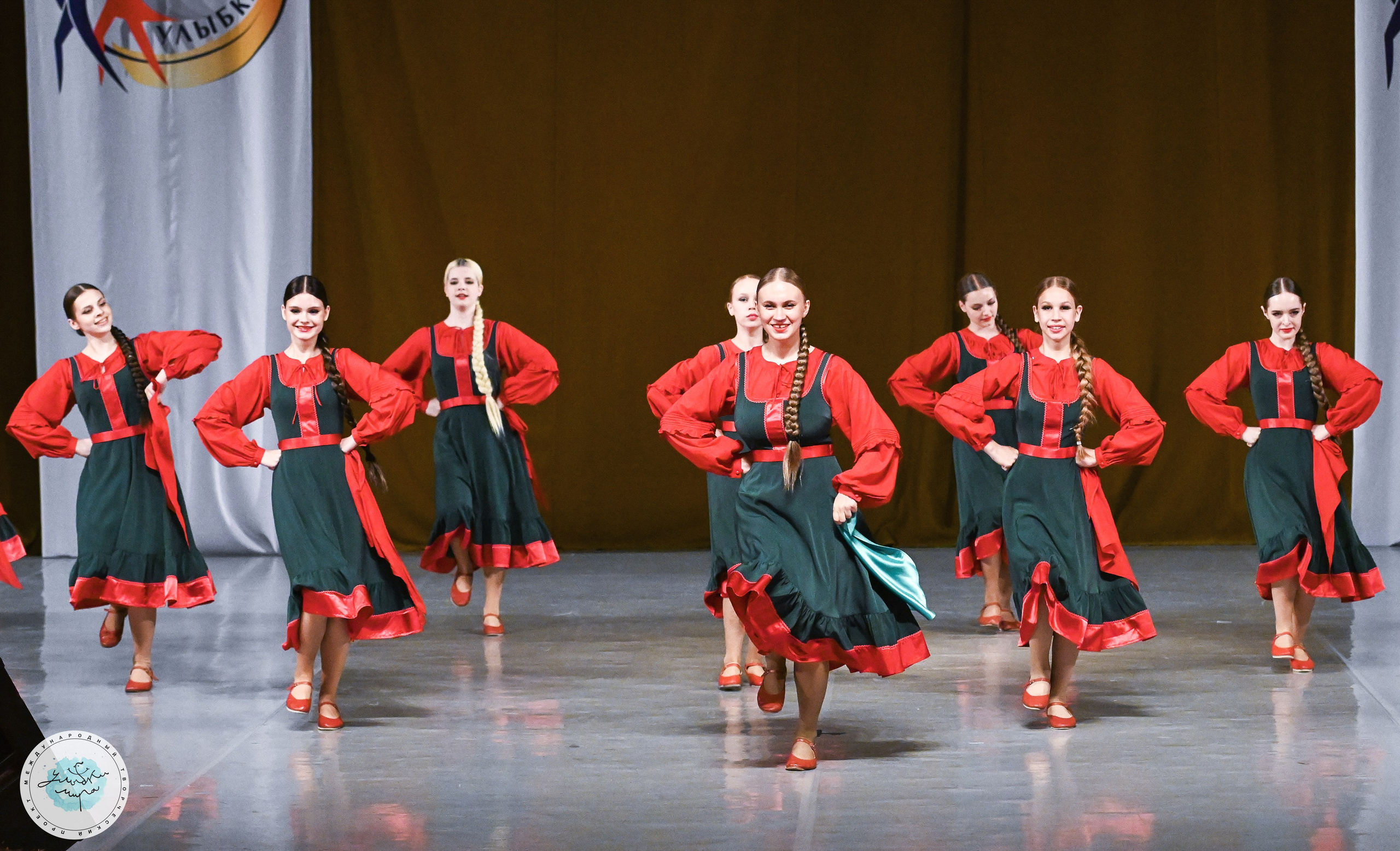 08.07.2025 «Улыбки Мира» Финал Международного творческого проекта г. Санкт-Петербург. Медиастудия Фото Концепт