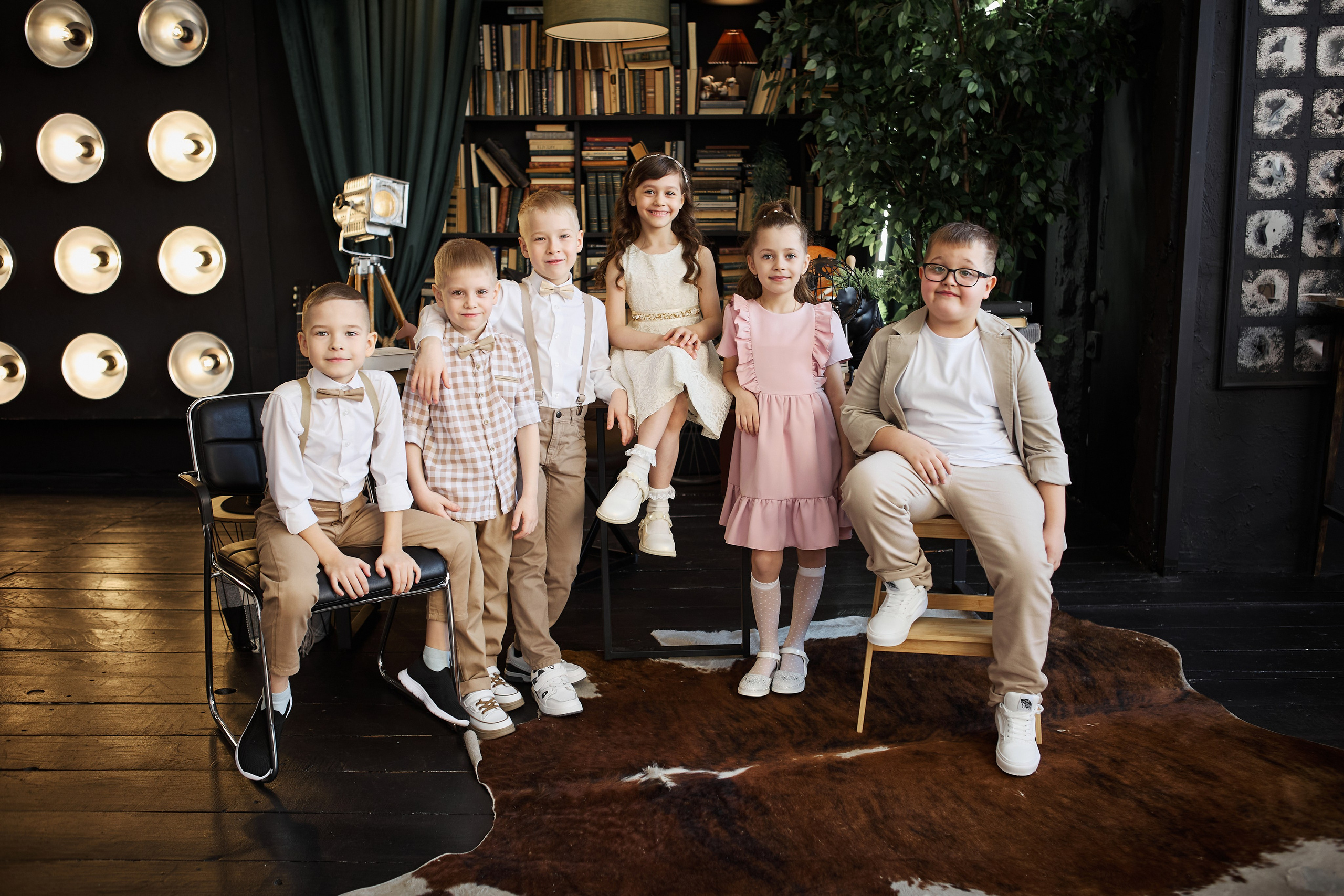 Групповые. Выпускные альбомы в городе Курган для всех