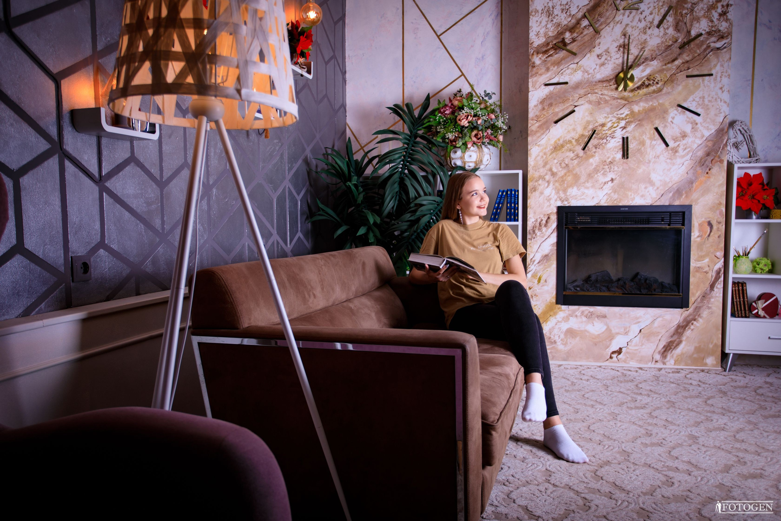 Шарм и уверенность: Индивидуальные фотосессии в Fotogen. Интерьерная фотостудия FOTOGEN г. Краснодар