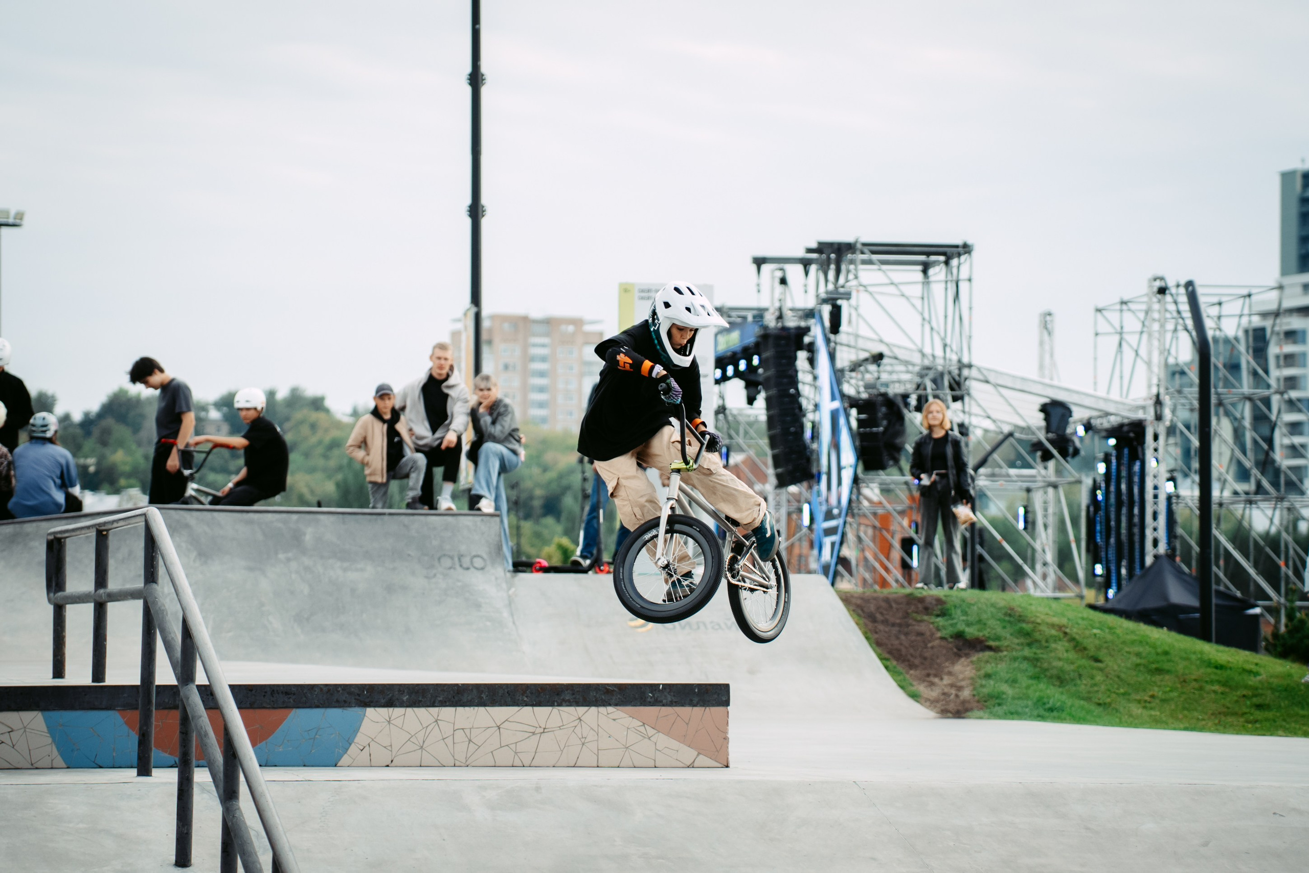 Билайн х URAM FEST. Главная