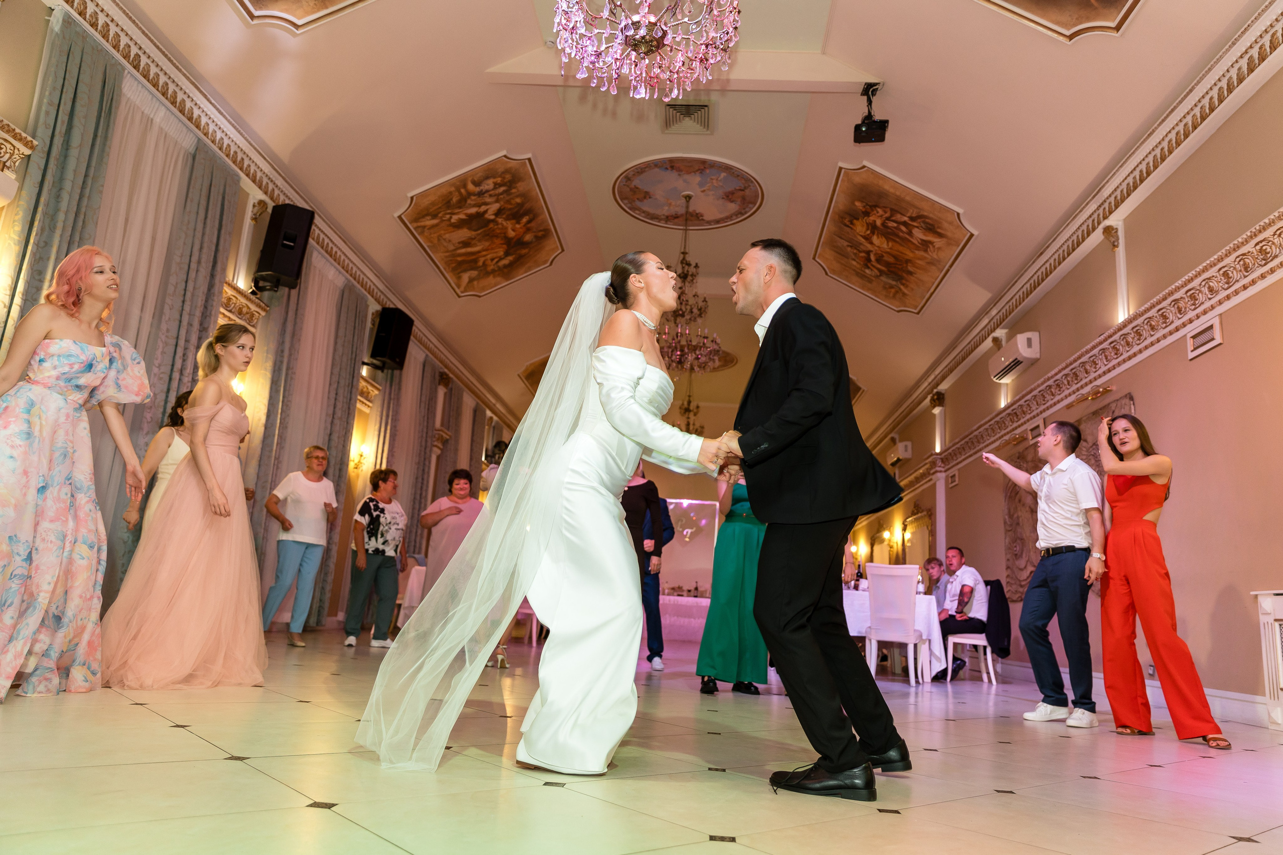 G. Фотограф FOTOBANKA