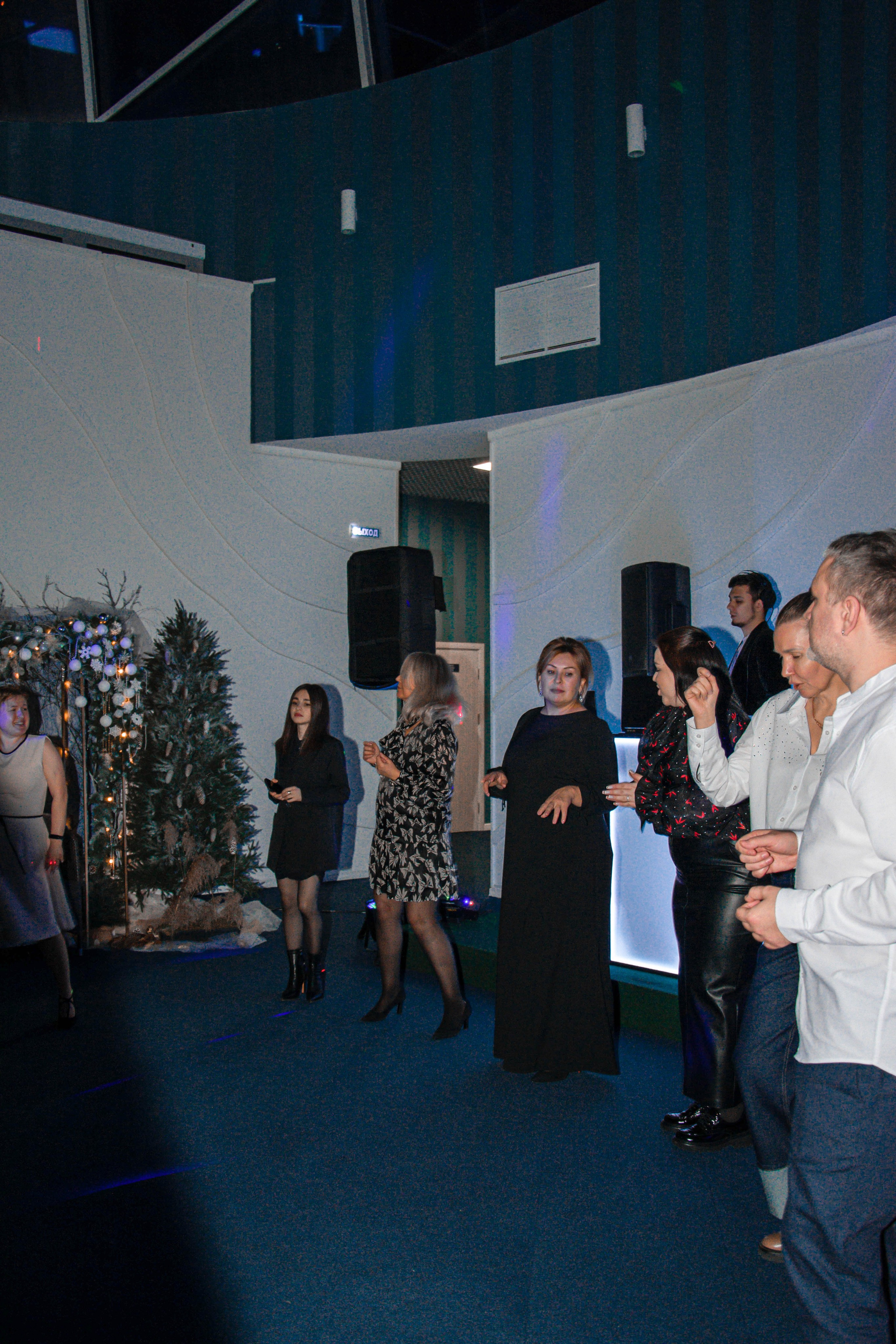 Корпоратив. Женский фотограф в Людиново и Киров