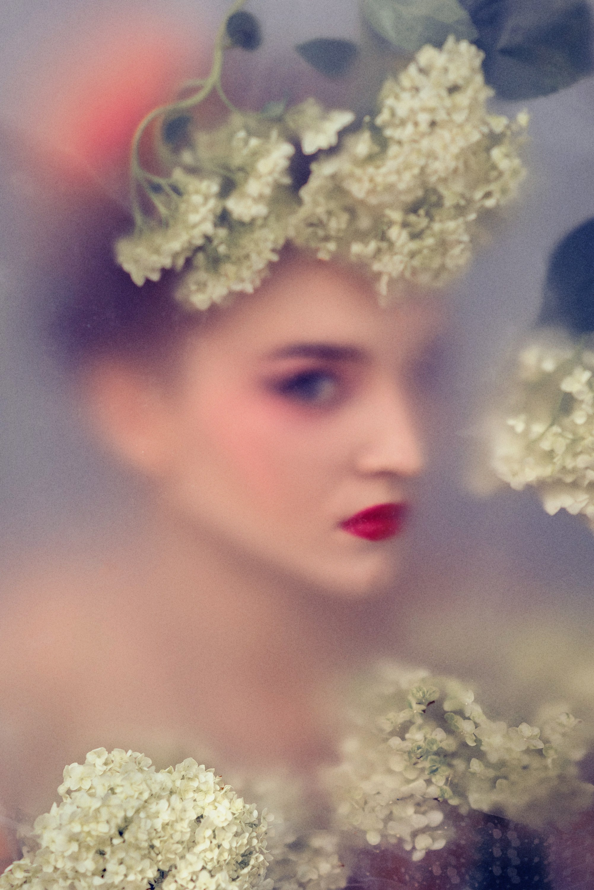 Съемка с цветами. Фотограф Тула творческие фотосессии недорого Ольга Ромашина