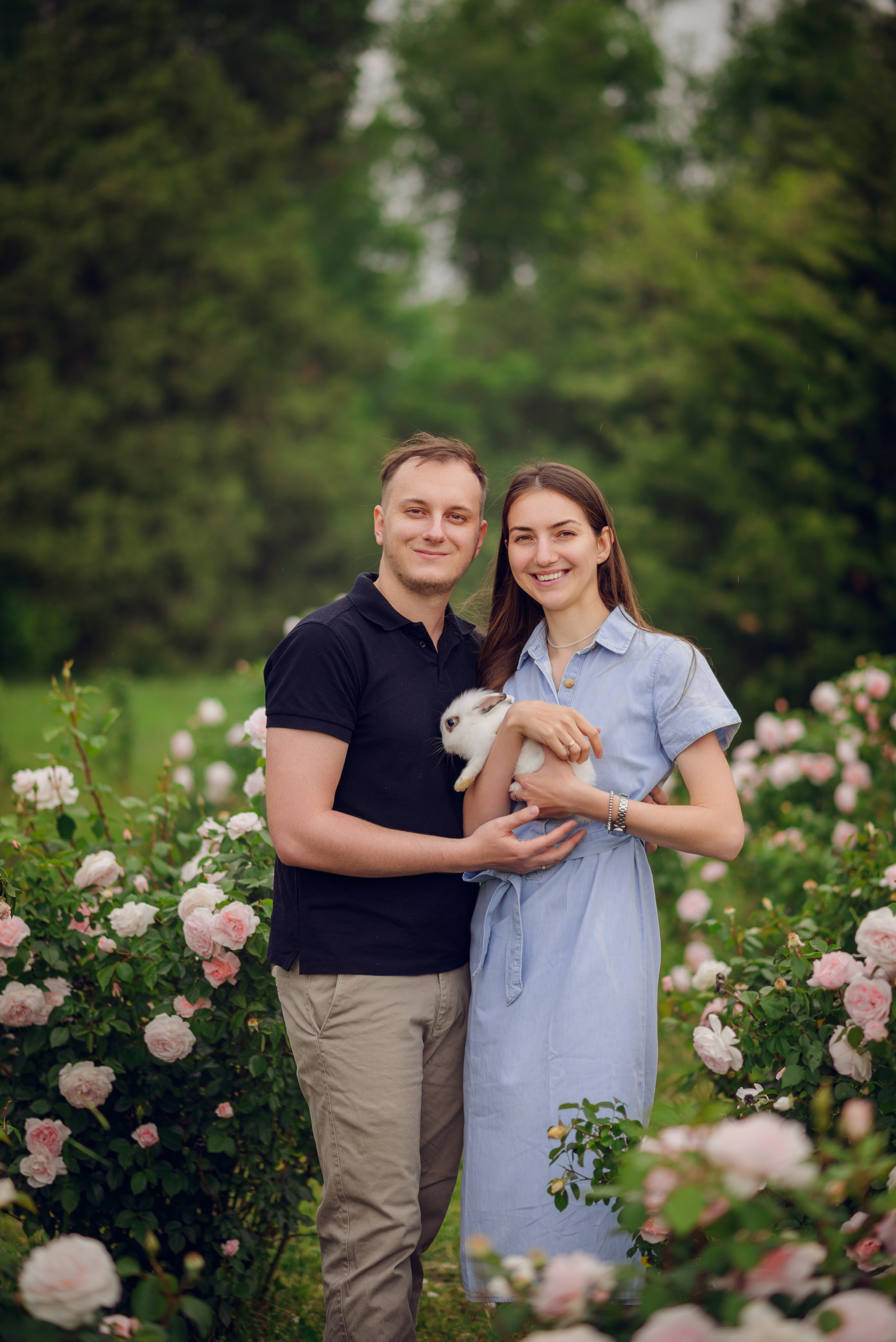 В розах. Семейный фотограф в Краснодаре