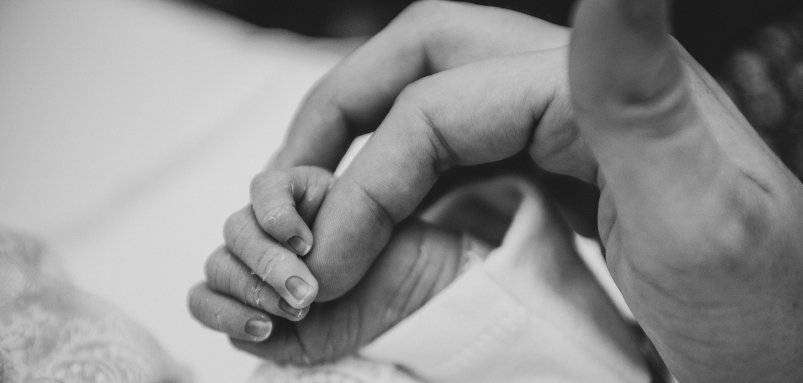 Выписка Полины в Лапино. Фотограф на выписку из роддома в Москве и МО