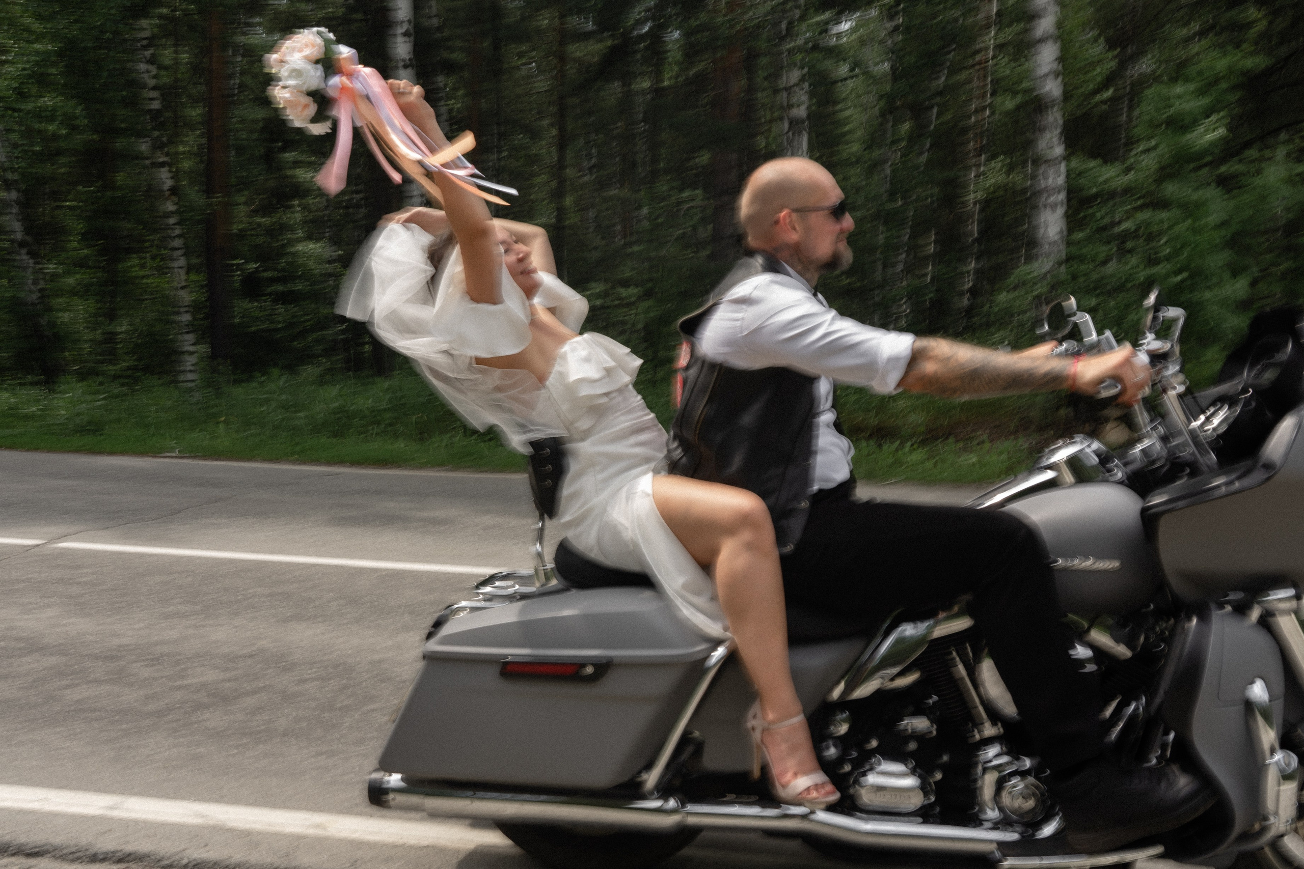 Дарья и Сергей (летний свадебный репортаж). Эстетичная фото- и видеосъёмка Ирина Арсентьева. Челябинск и весь мир