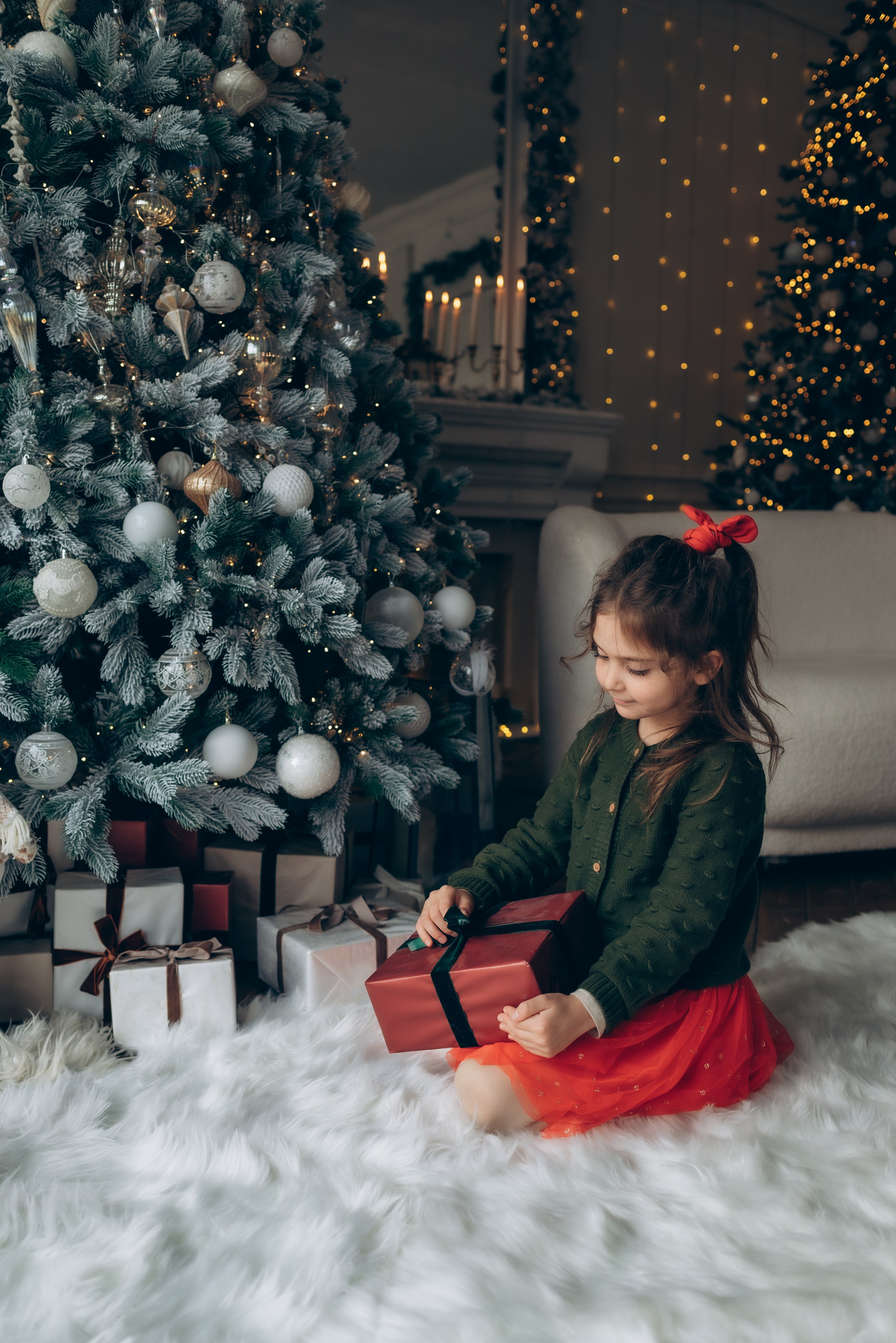 Новогодняя съемка Ксюша с дочками. Семейный фотограф в Тюмени Ксения Мязитова