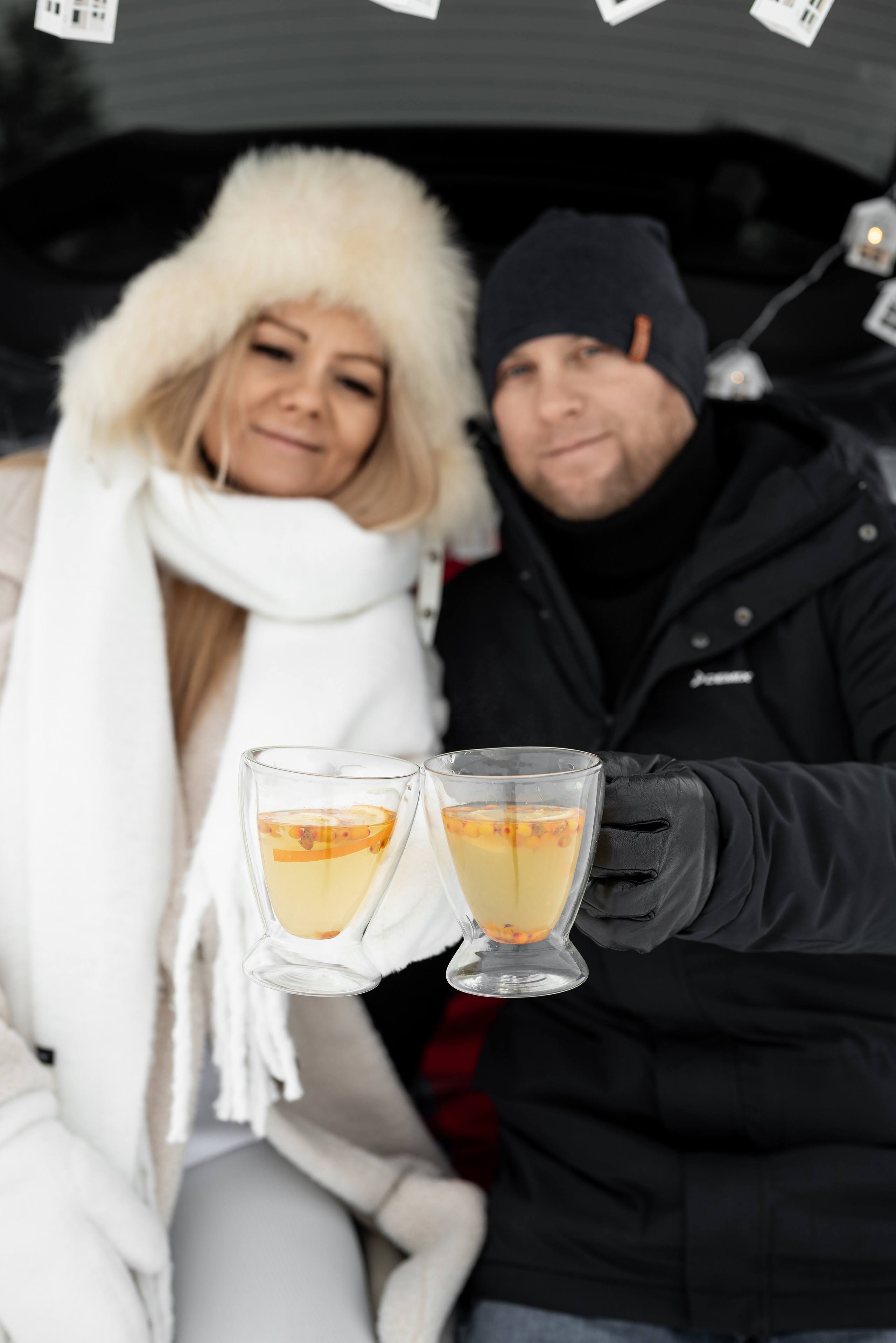 Фотопроект с Платоном и машиной на улице. Фотограф в городе Салават