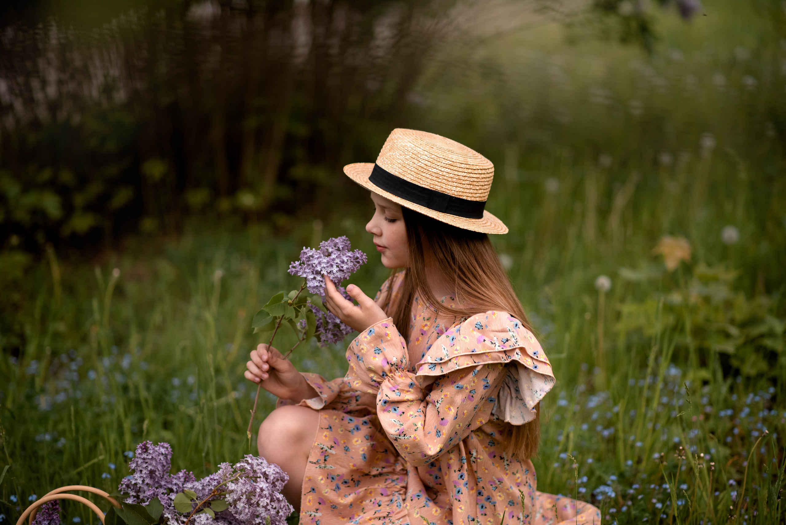 Александра. Фотосессия в цветущей сирени. Семейный и детский фотограф в Туле Светлана Воронкова